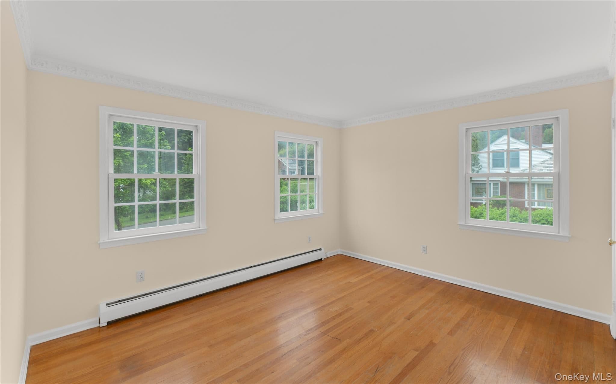 102 Birchwood Avenue thumbnail 23