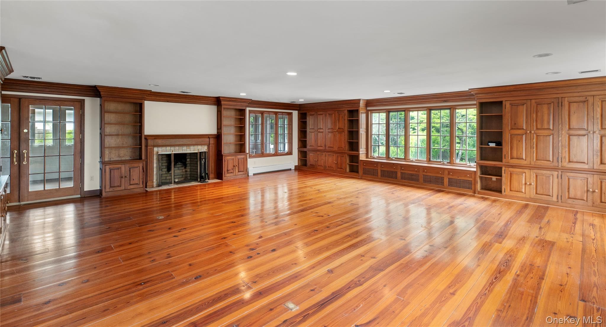 102 Birchwood Avenue thumbnail 16