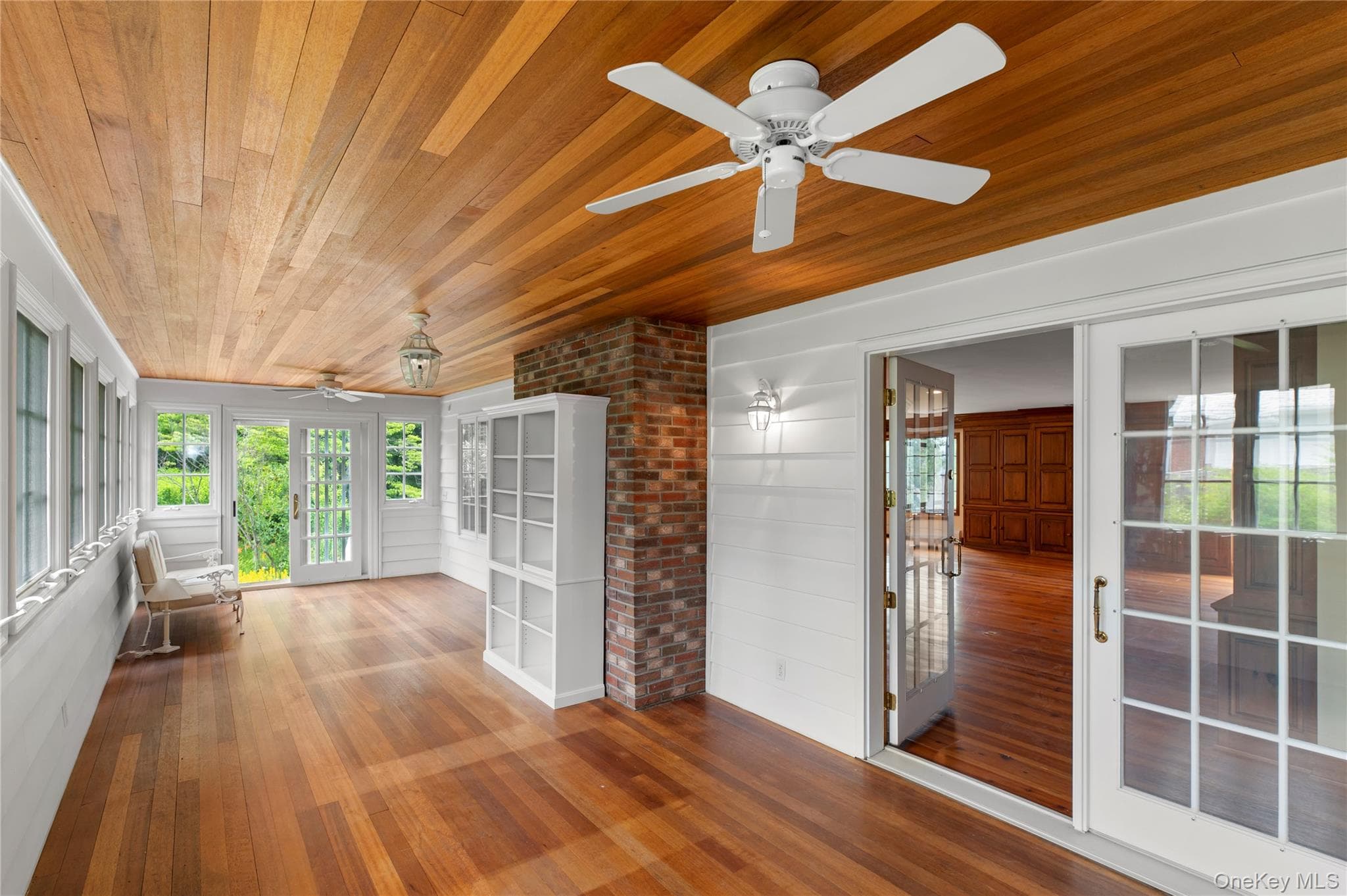 102 Birchwood Avenue thumbnail 14