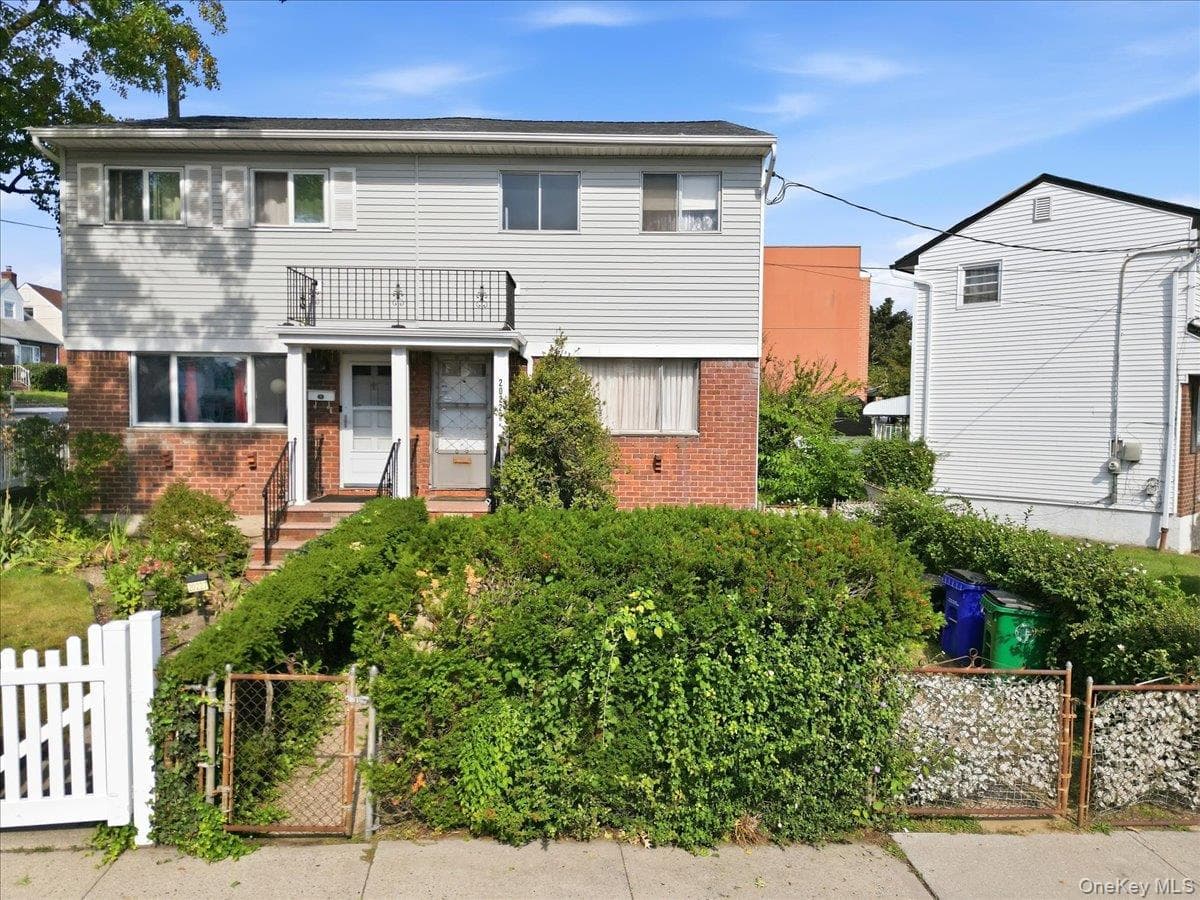 20229 120th Avenue, Saint Albans