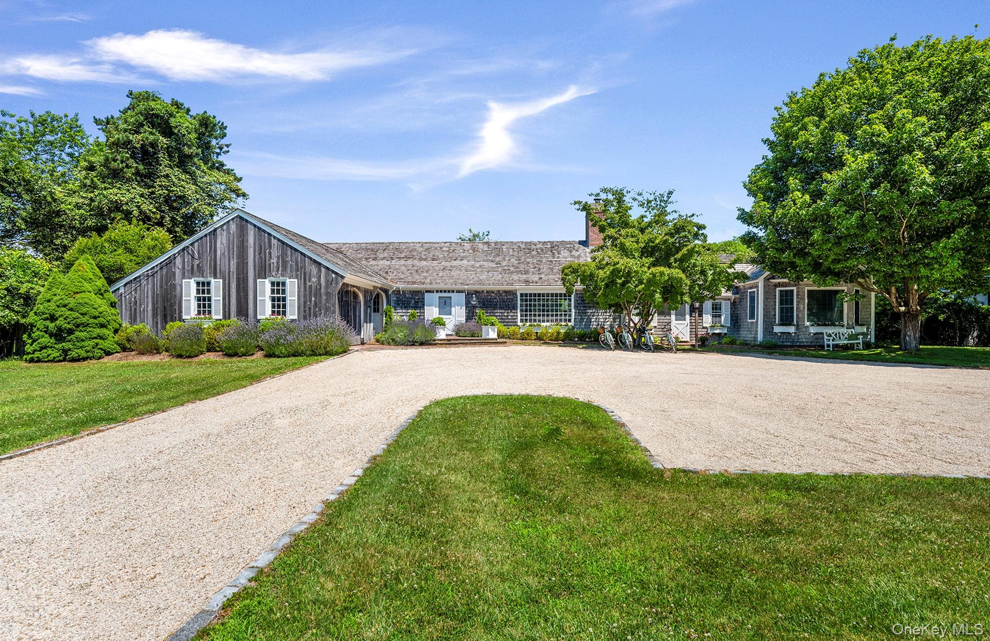 19 Quaquanantuck Lane, Quogue