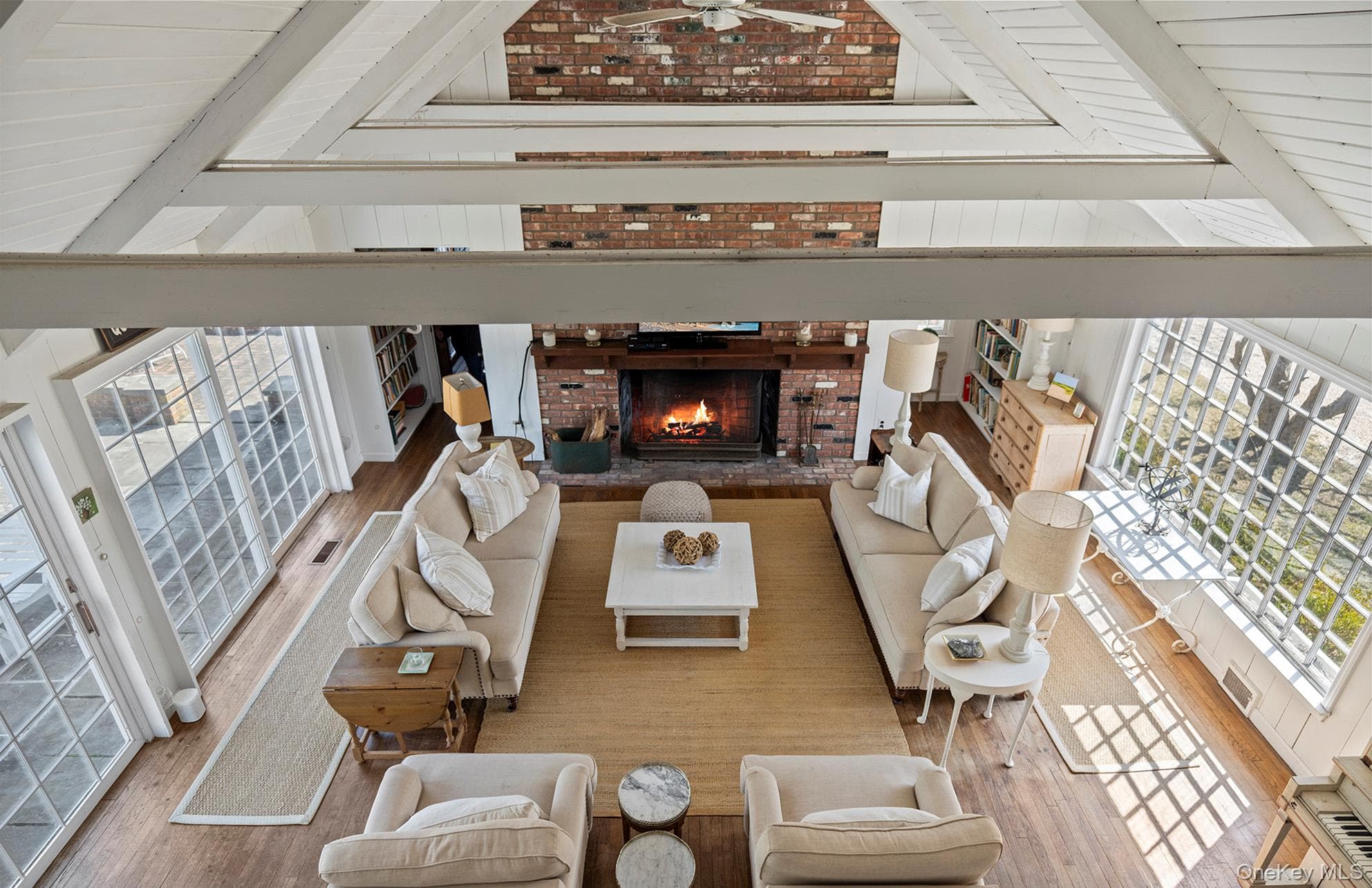 19 Quaquanantuck Lane thumbnail 11