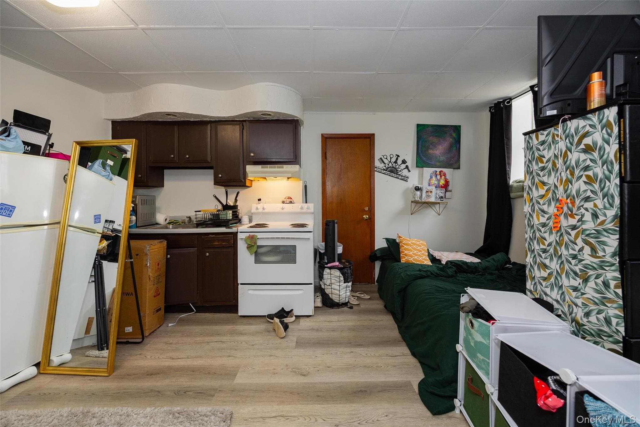 81 Vineyard Avenue thumbnail 14