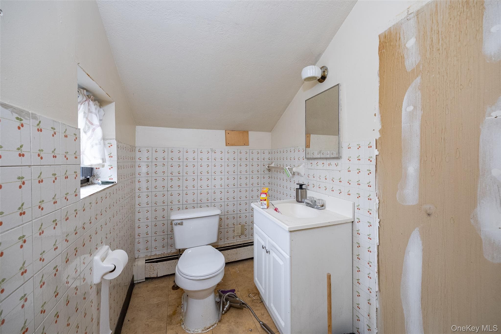 81 Vineyard Avenue thumbnail 20