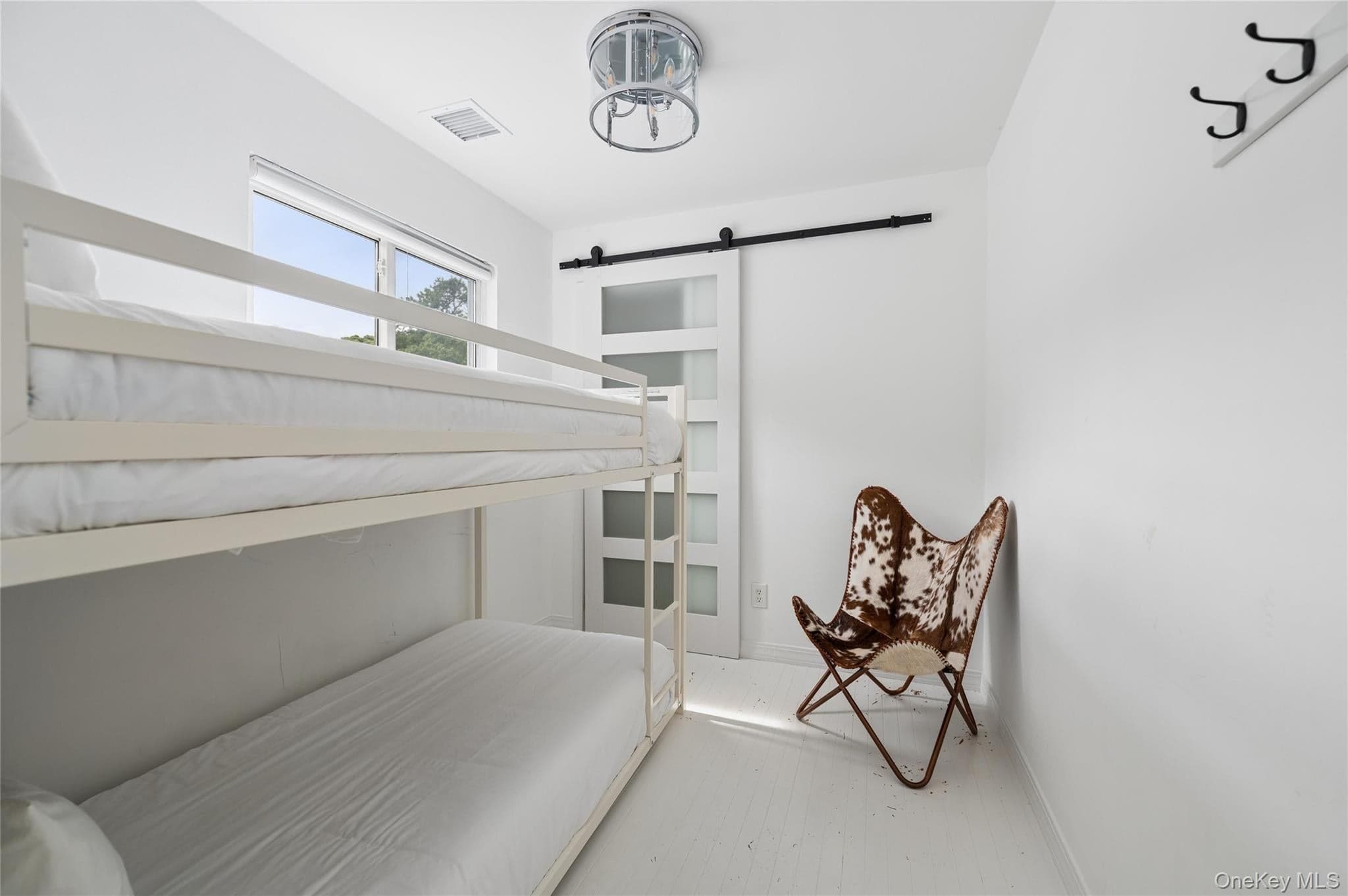 138 W Tiana Road thumbnail 13