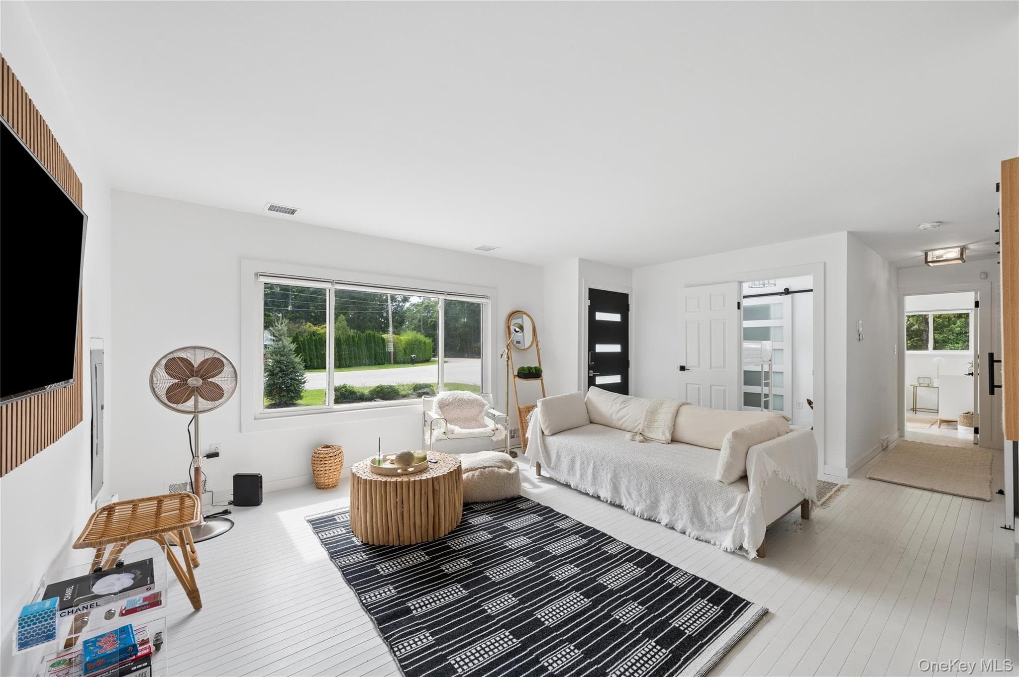 138 W Tiana Road thumbnail 6