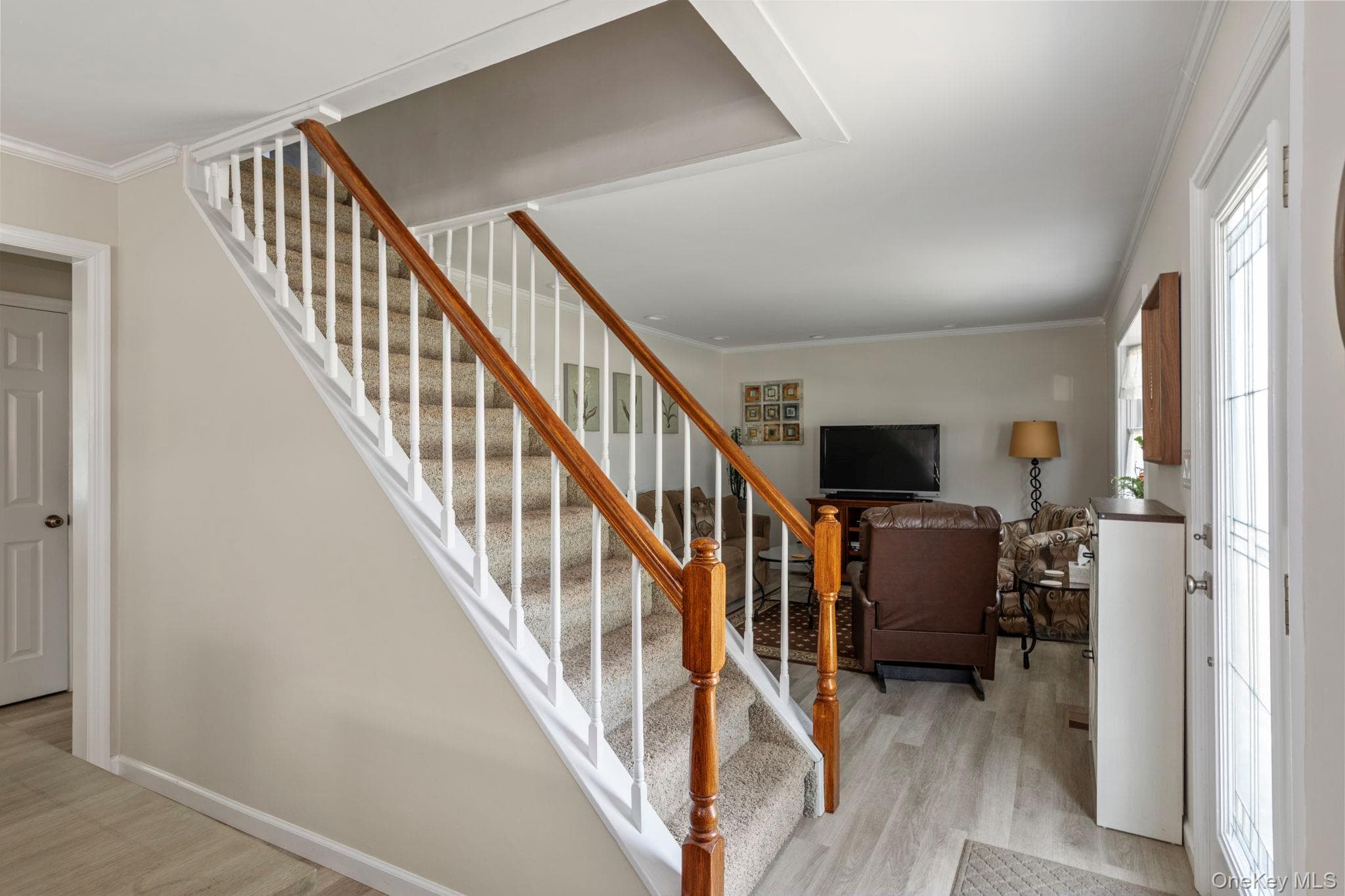 139 Arlyn Drive thumbnail 4