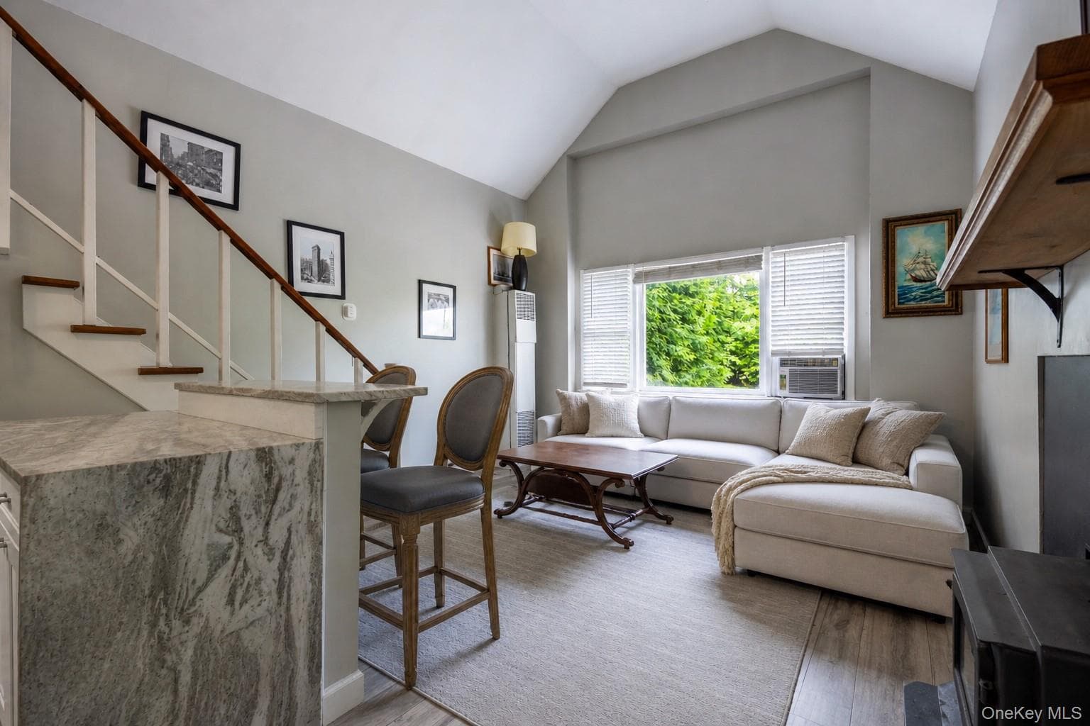 109 W Park Avenue thumbnail 41