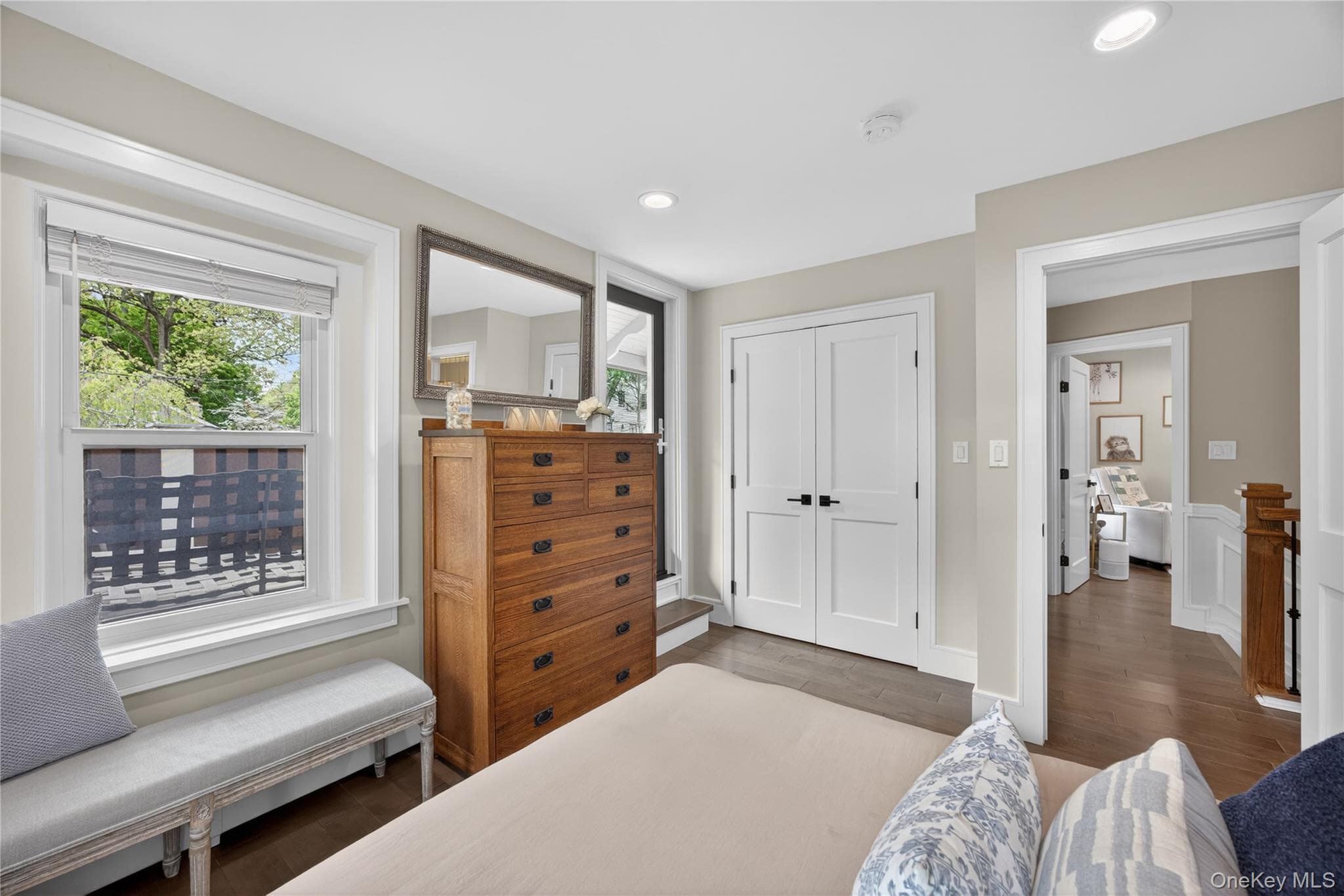 109 W Park Avenue thumbnail 26