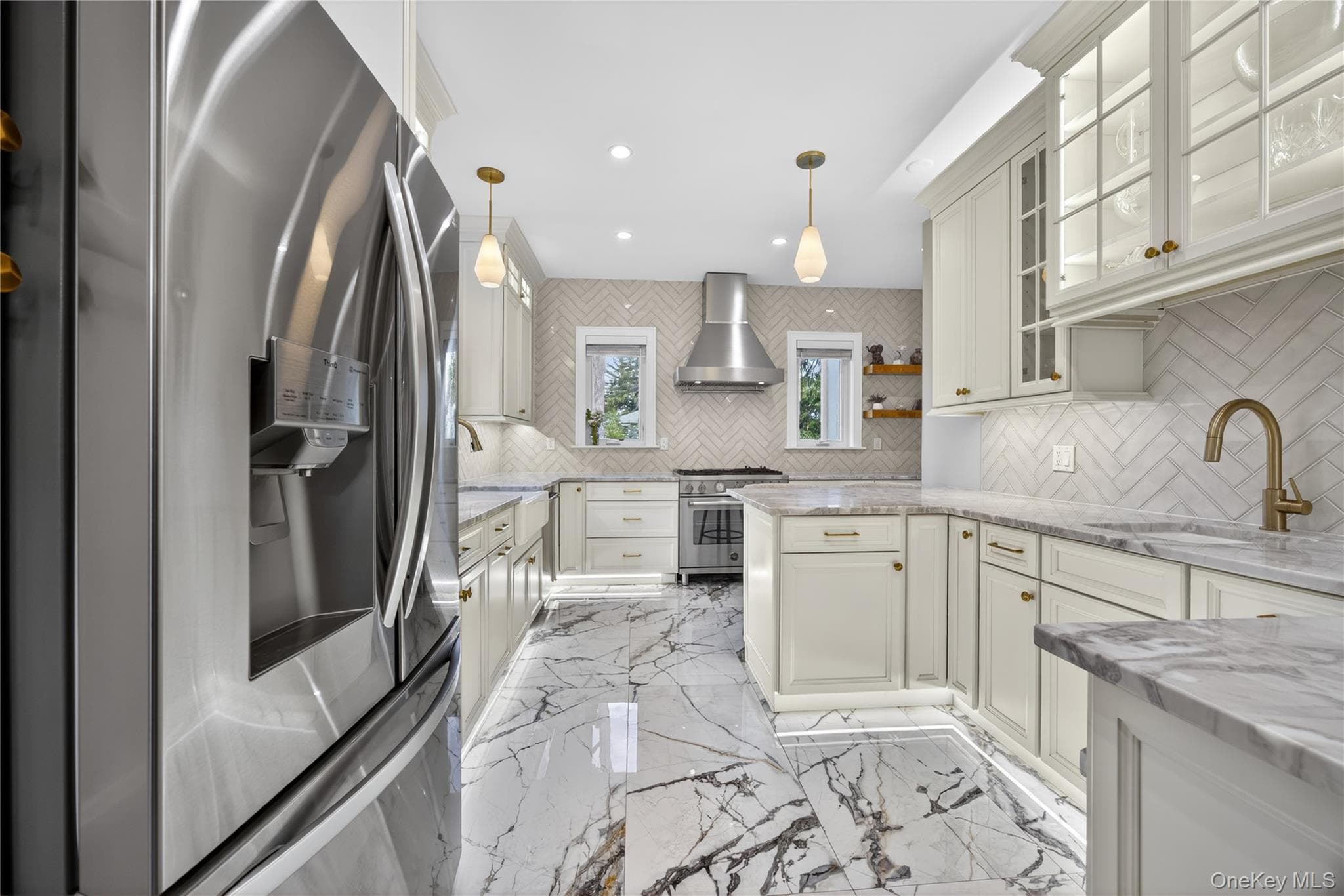 109 W Park Avenue thumbnail 10
