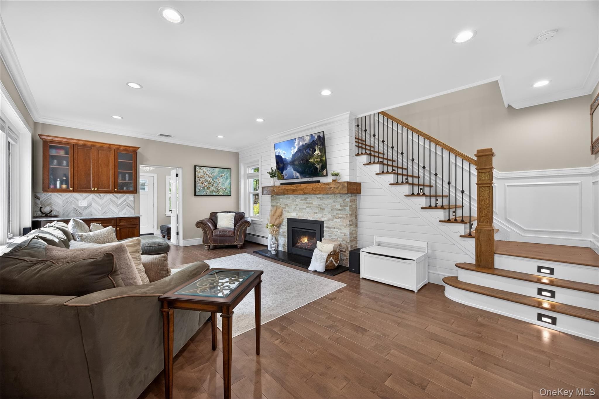 109 W Park Avenue thumbnail 21