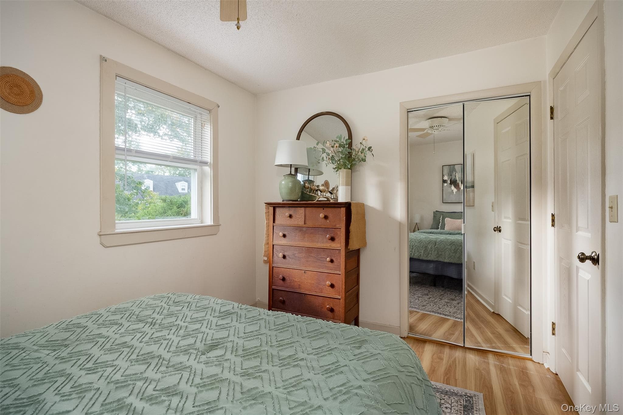 15 Elizabeth Drive thumbnail 14