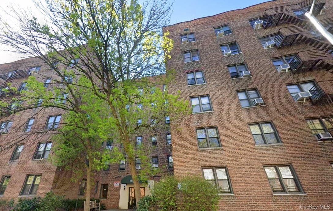 102-18 64th Avenue Unit: 6W photo 1