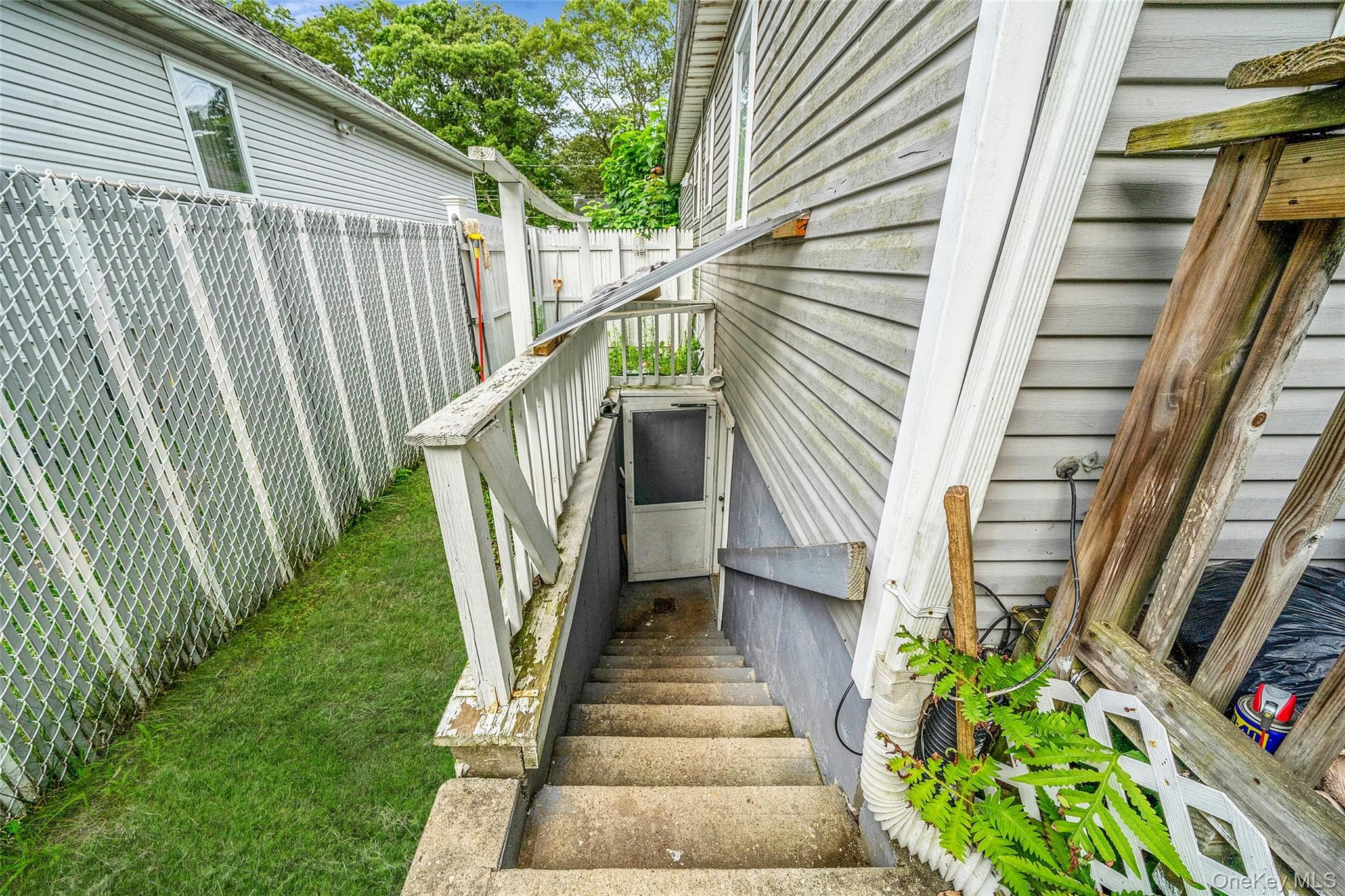 413 Glen Drive thumbnail 24