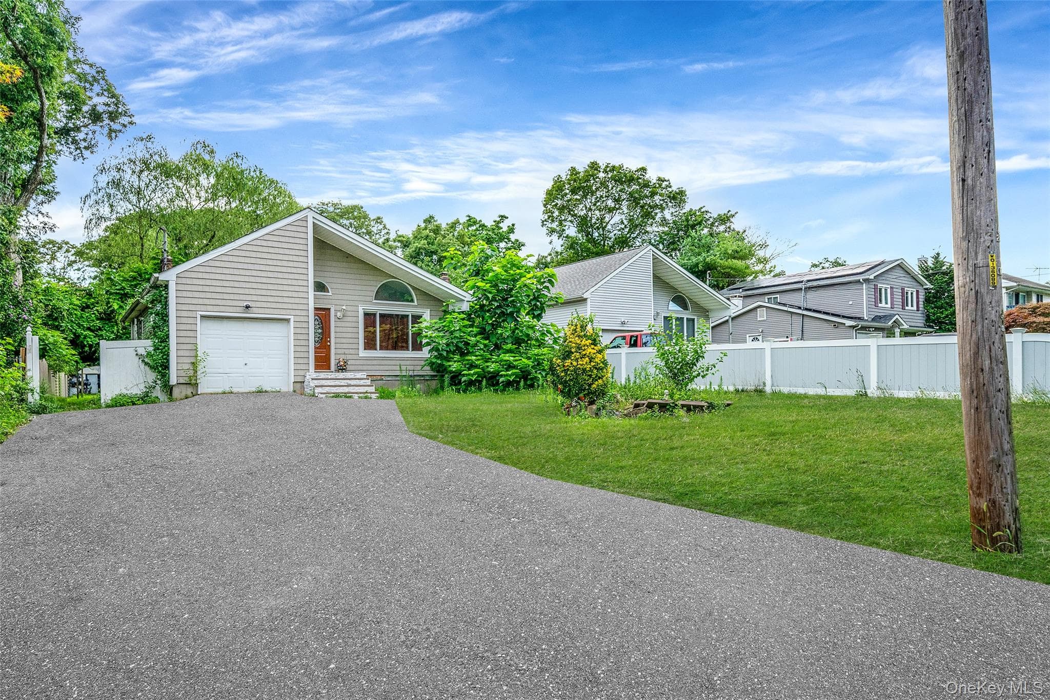413 Glen Drive thumbnail 3