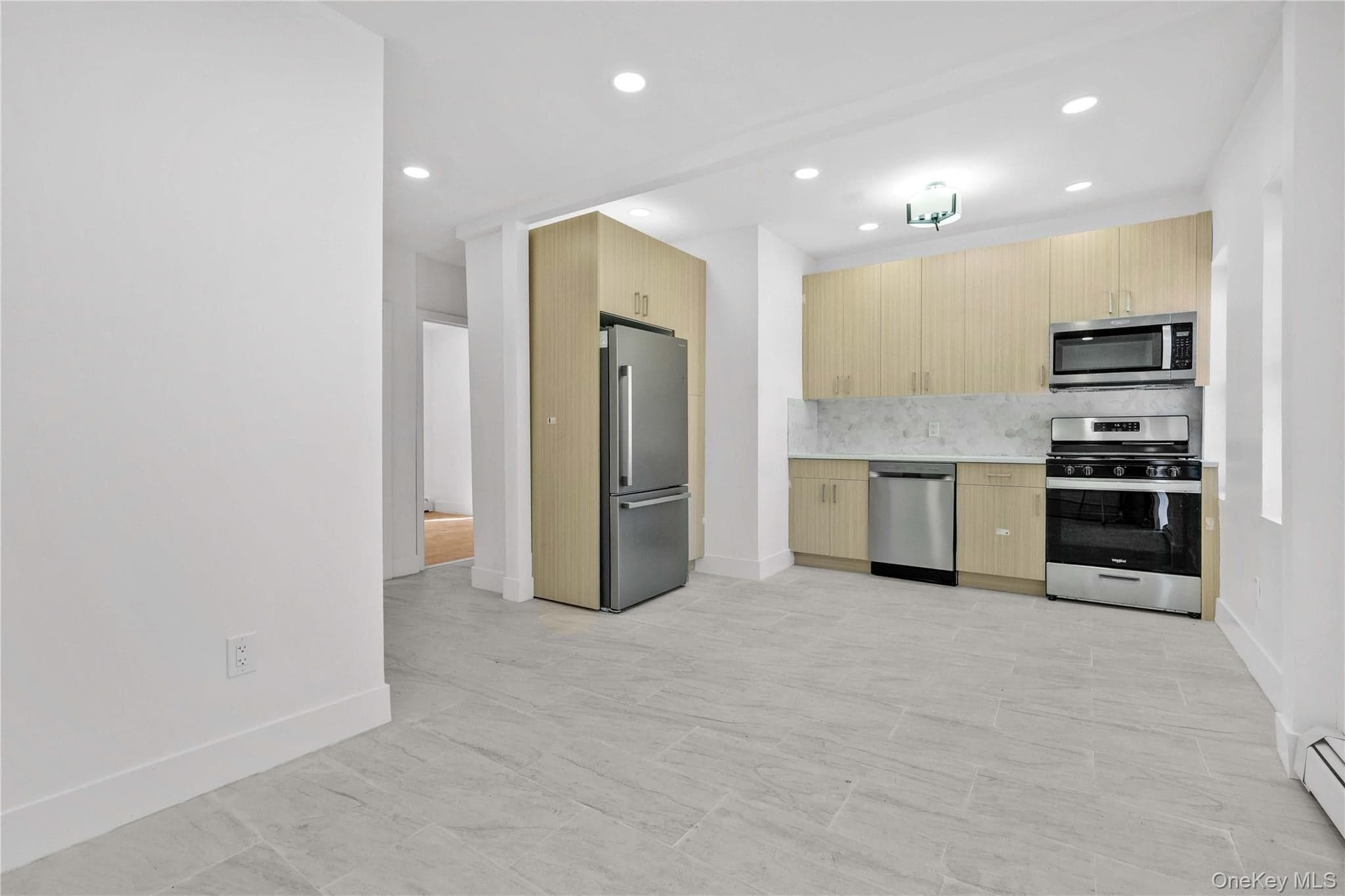 157-12B 110th Avenue thumbnail 2