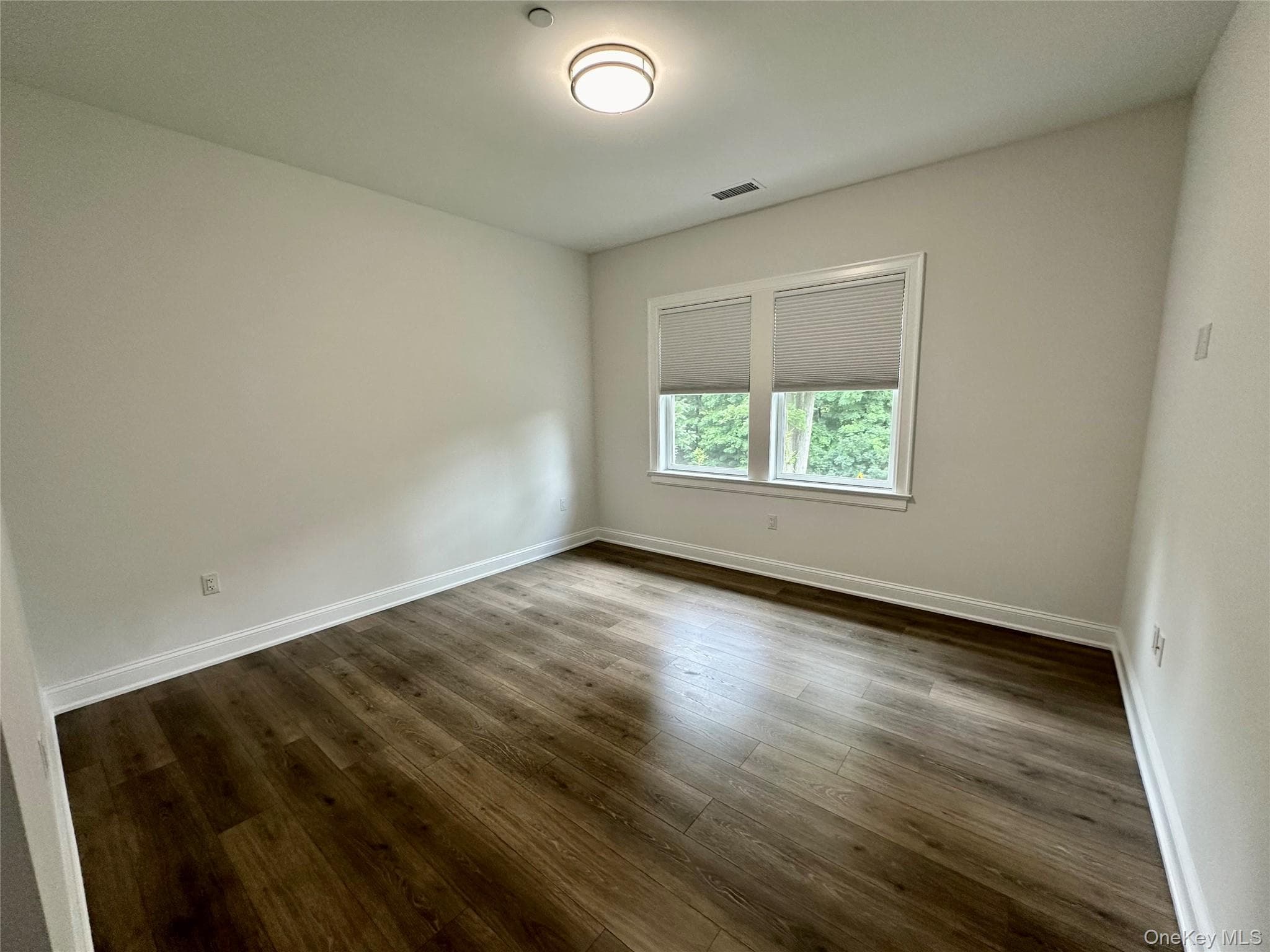 585 Main St St Unit: 1A thumbnail 9