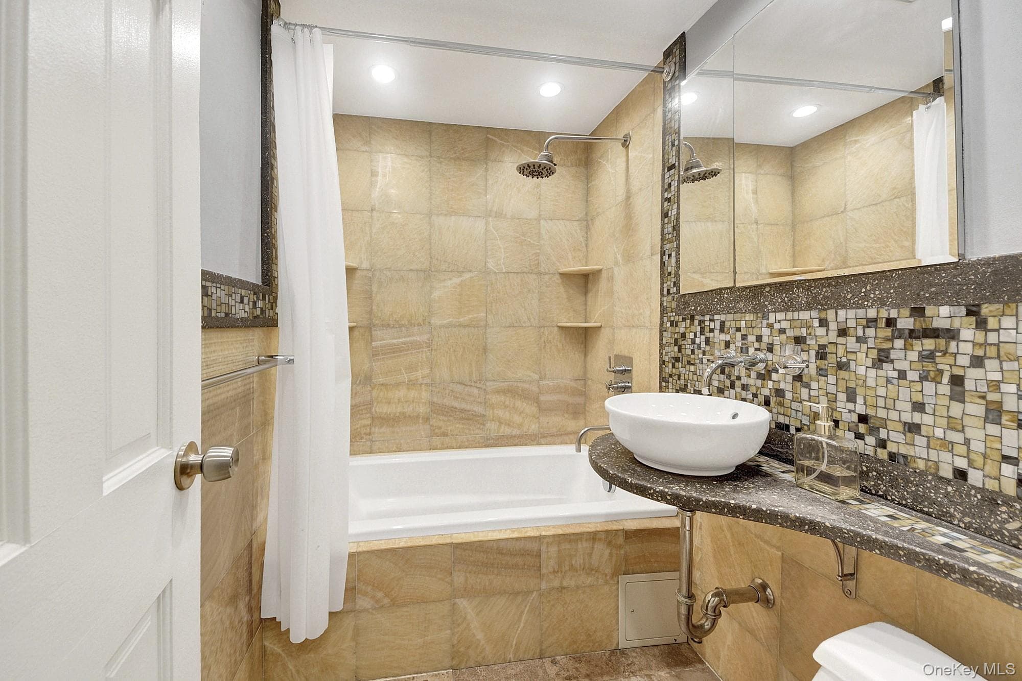 2465 Palisade Avenue Unit: 1J thumbnail 21