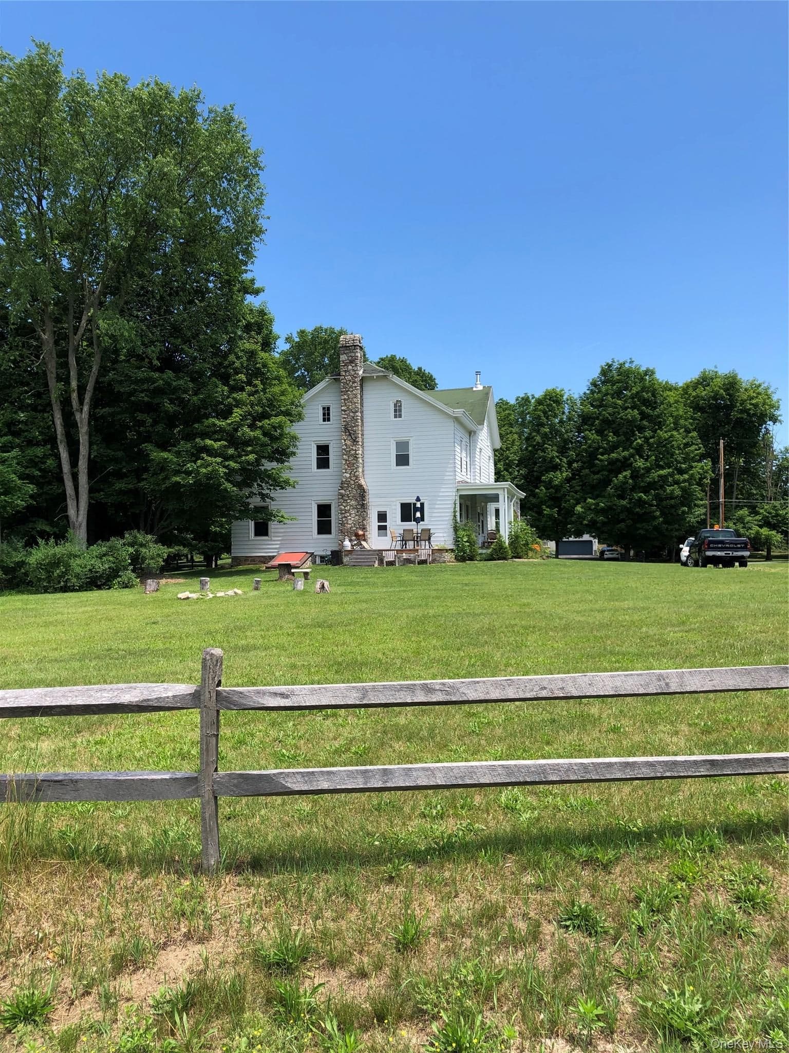 181 Huguenot Street thumbnail 3