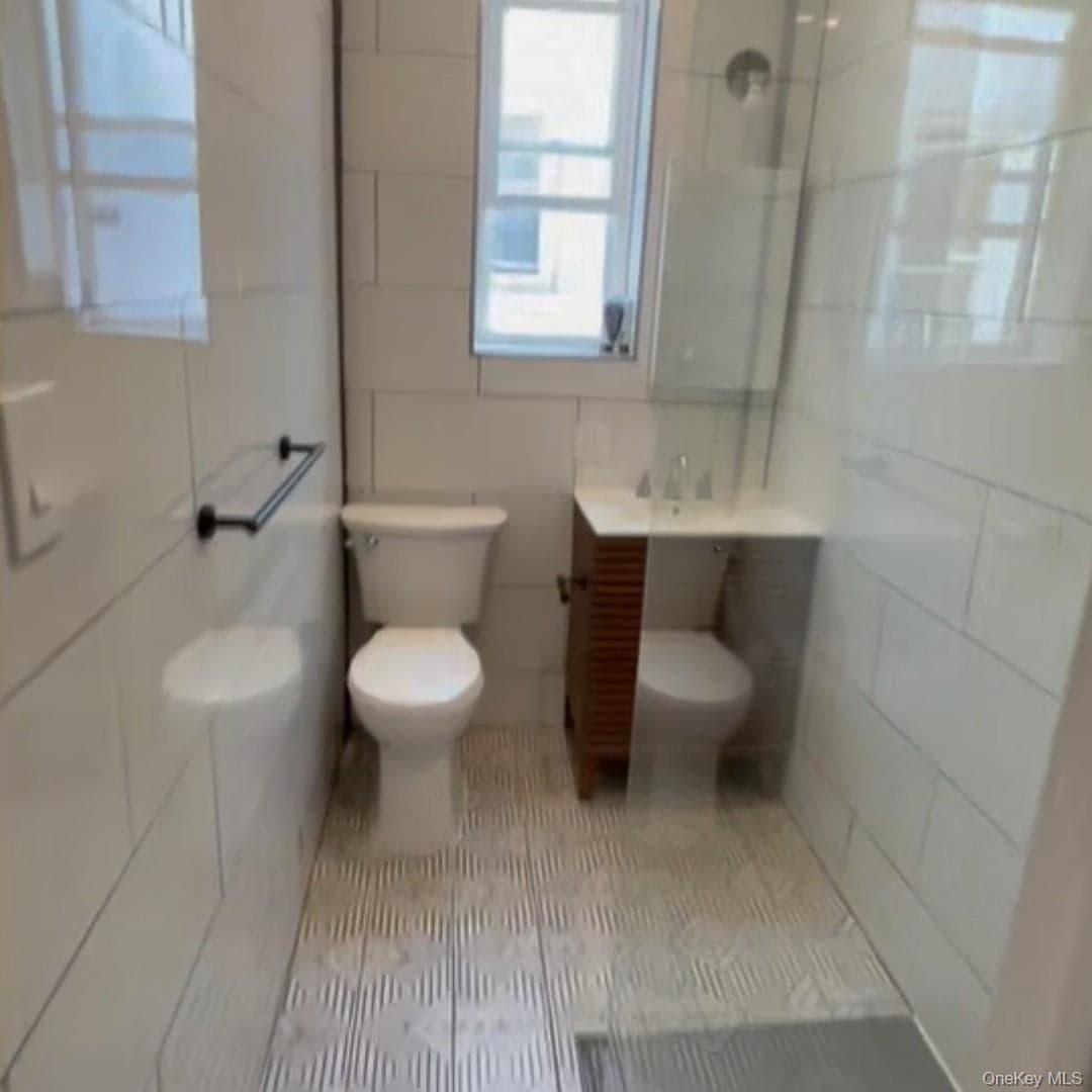 1102 Winthrop Street Unit: 4 thumbnail 10
