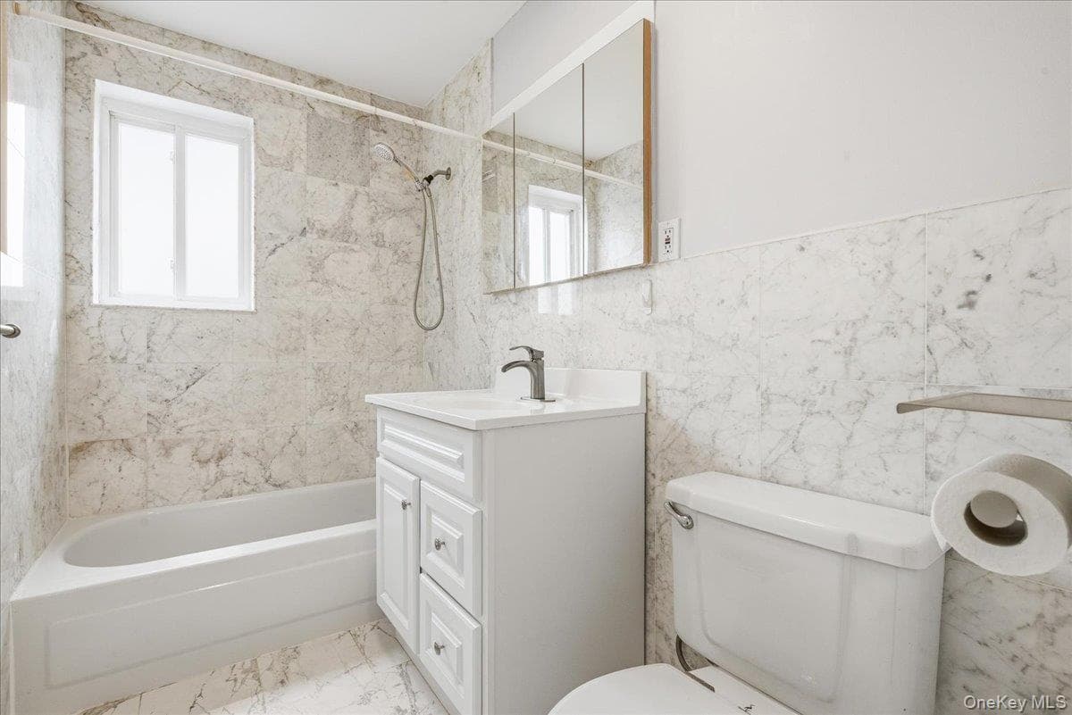 76-01 113th Street Unit: PH-A thumbnail 36