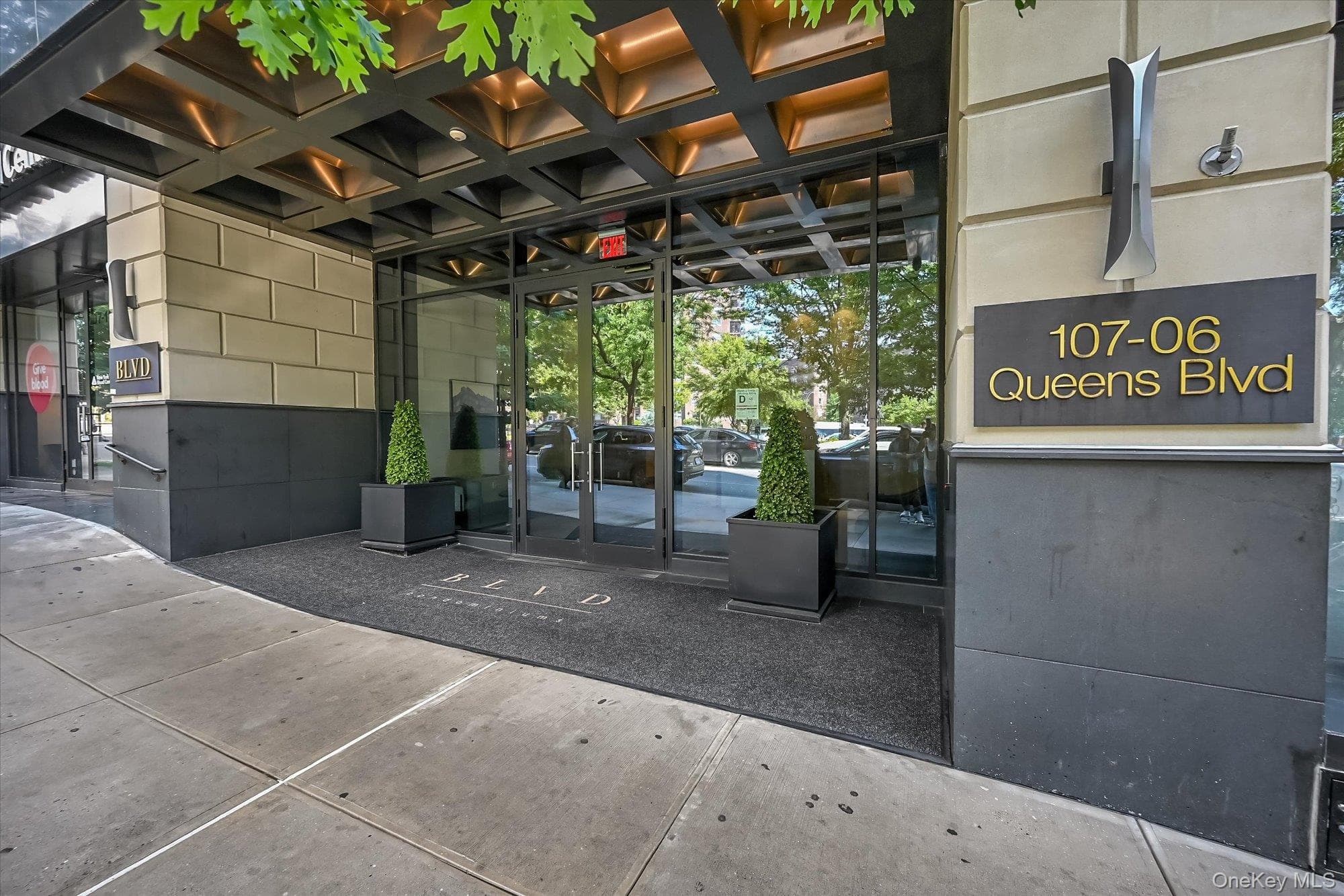 107-06 Queens Boulevard Unit: 8D thumbnail 3