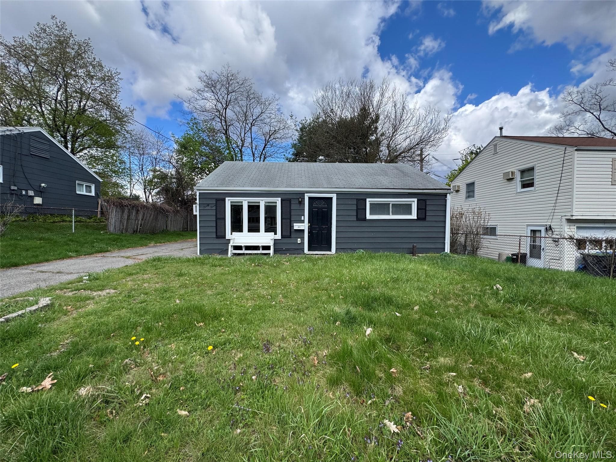 33 Hurd Avenue thumbnail 2