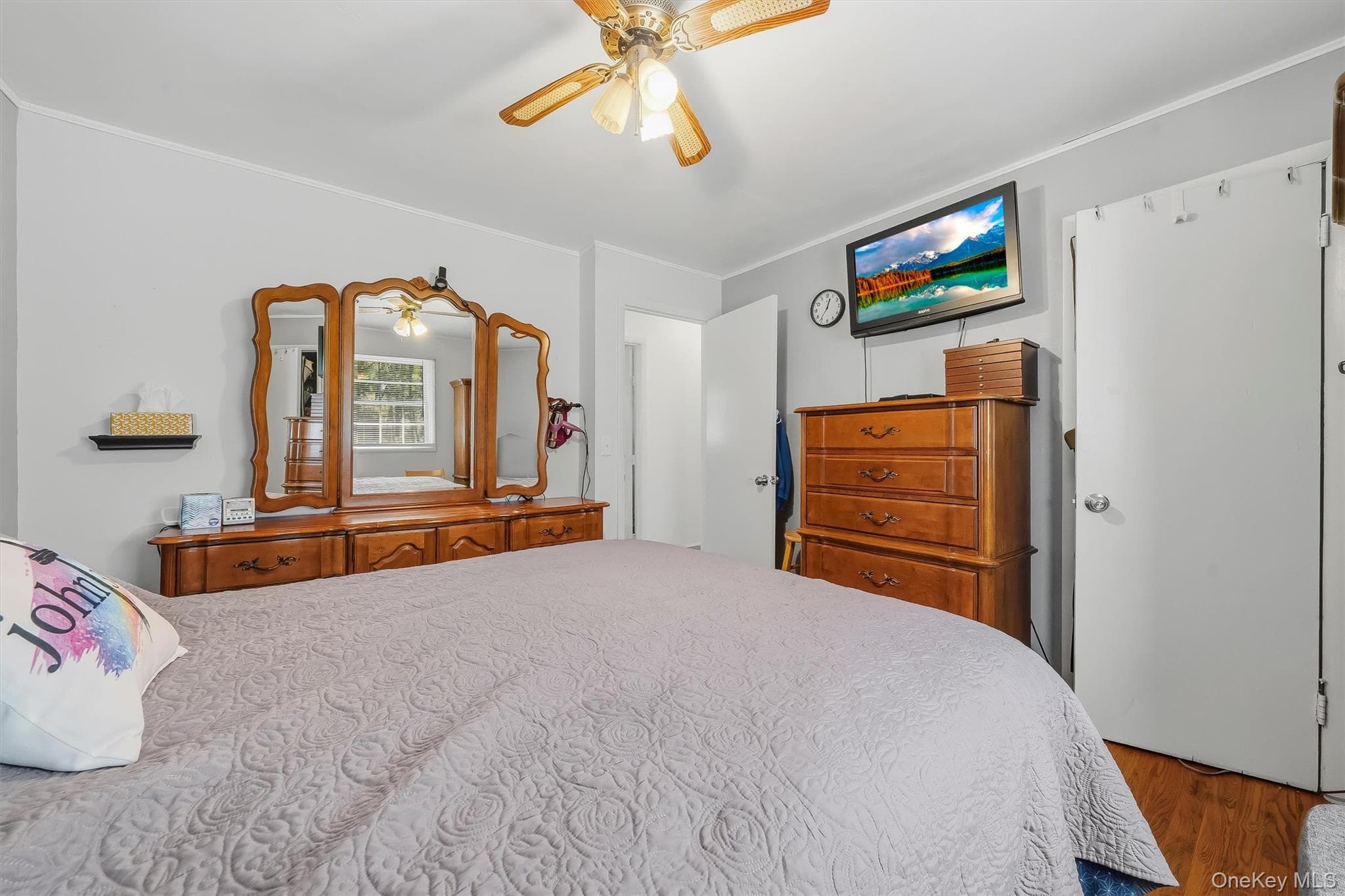 311 Howells Road thumbnail 24