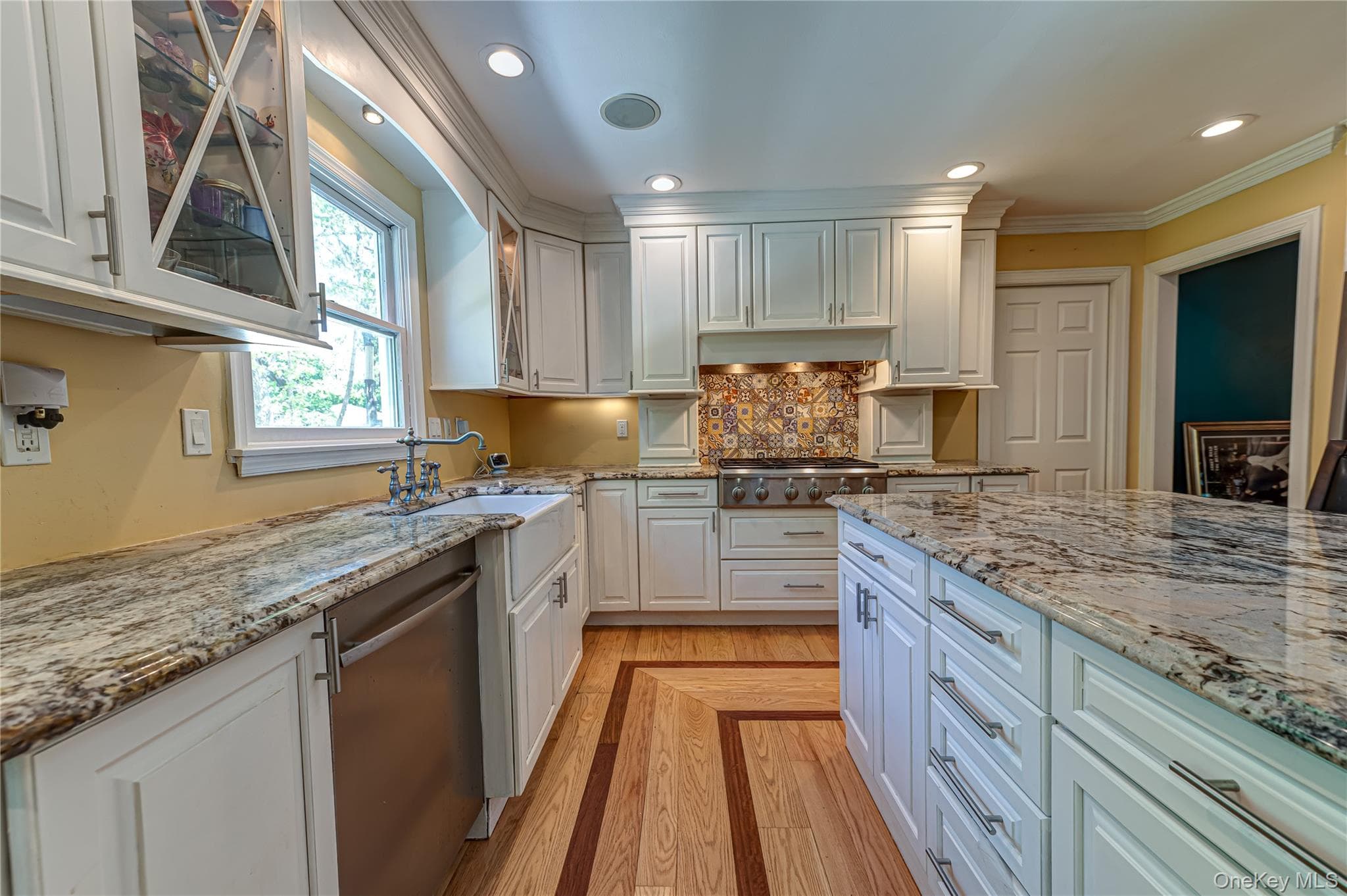220 Windsor Avenue thumbnail 9