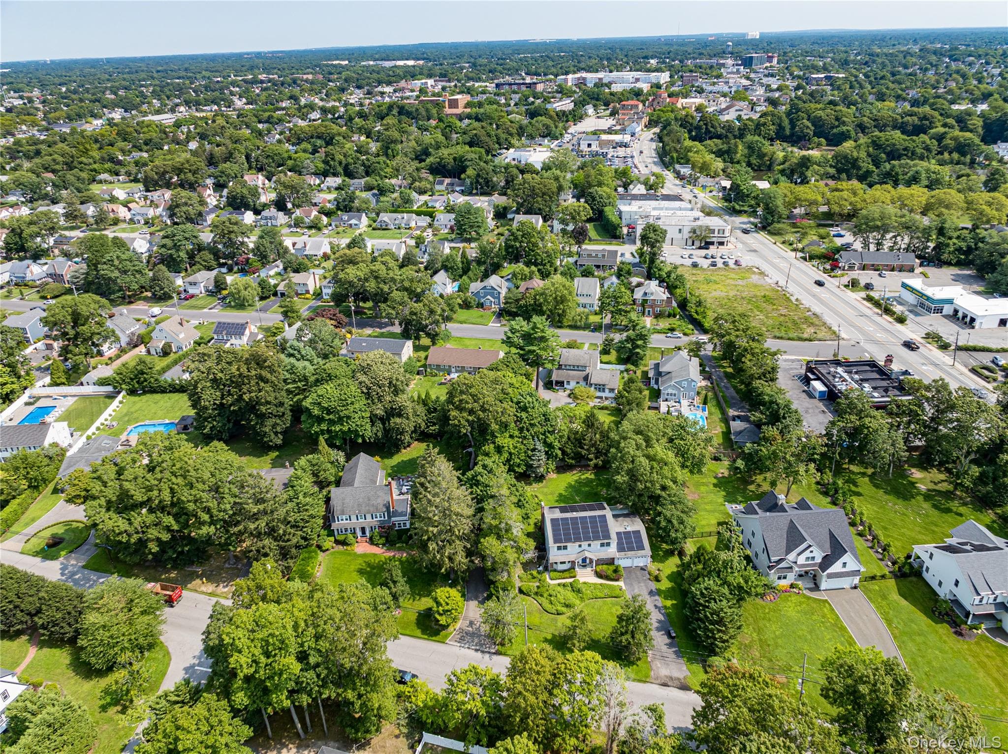220 Windsor Avenue thumbnail 3