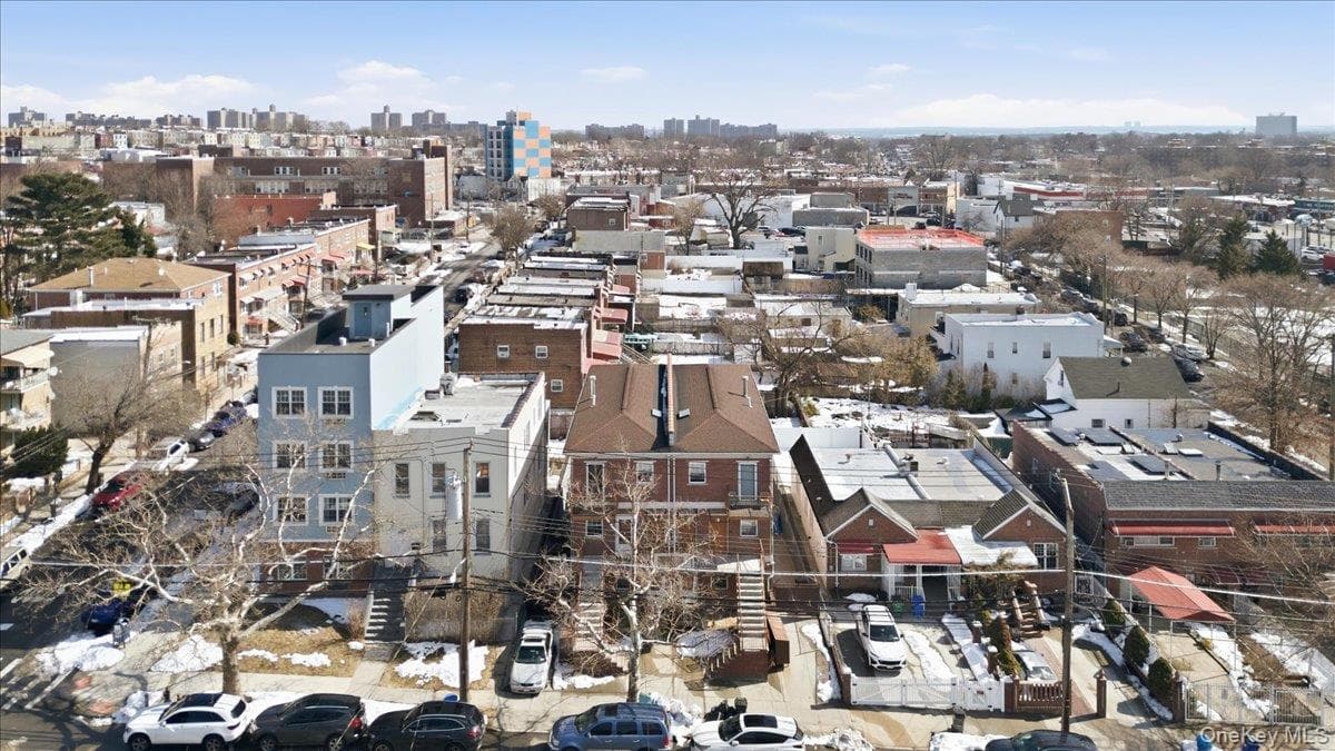 3544 -3546 Laconia Avenue thumbnail 6