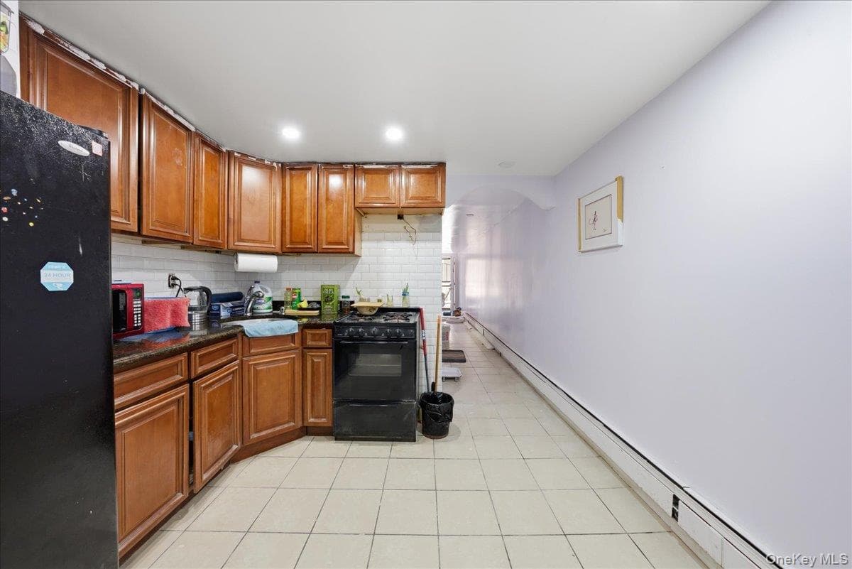 3544 -3546 Laconia Avenue thumbnail 16