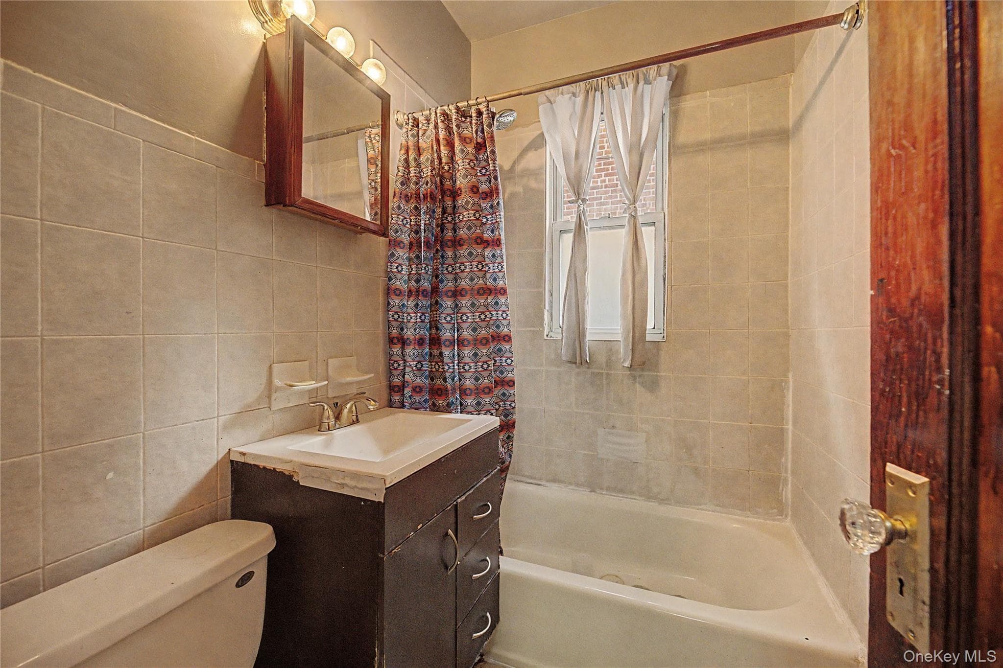 953 E 226th Street thumbnail 8