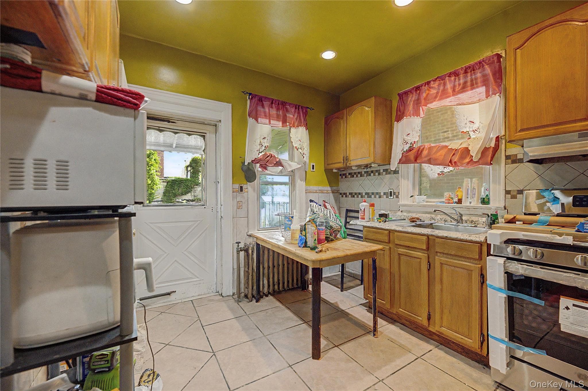 953 E 226th Street thumbnail 5