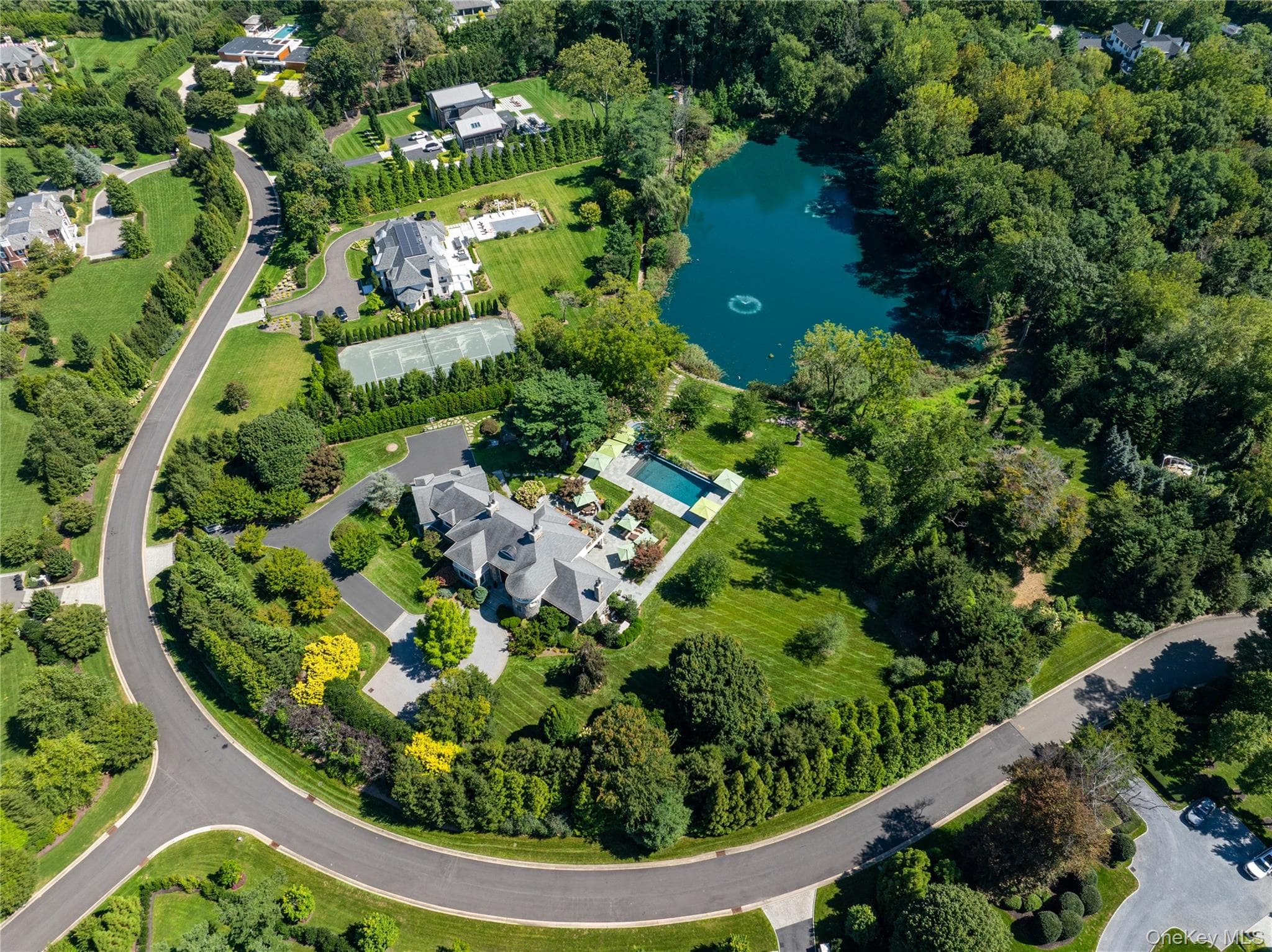 1 Hidden Pond Drive thumbnail 31