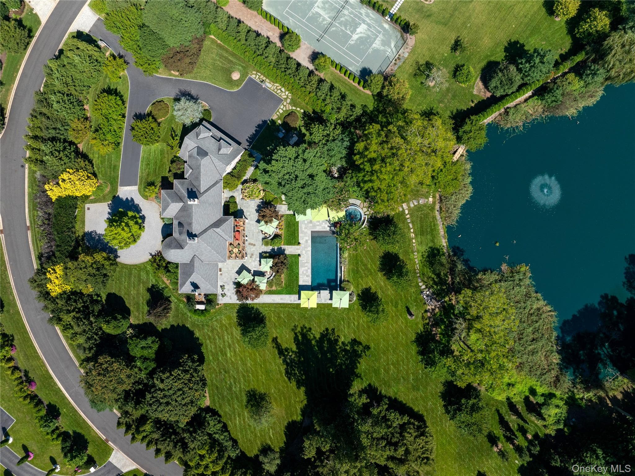 1 Hidden Pond Drive thumbnail 33