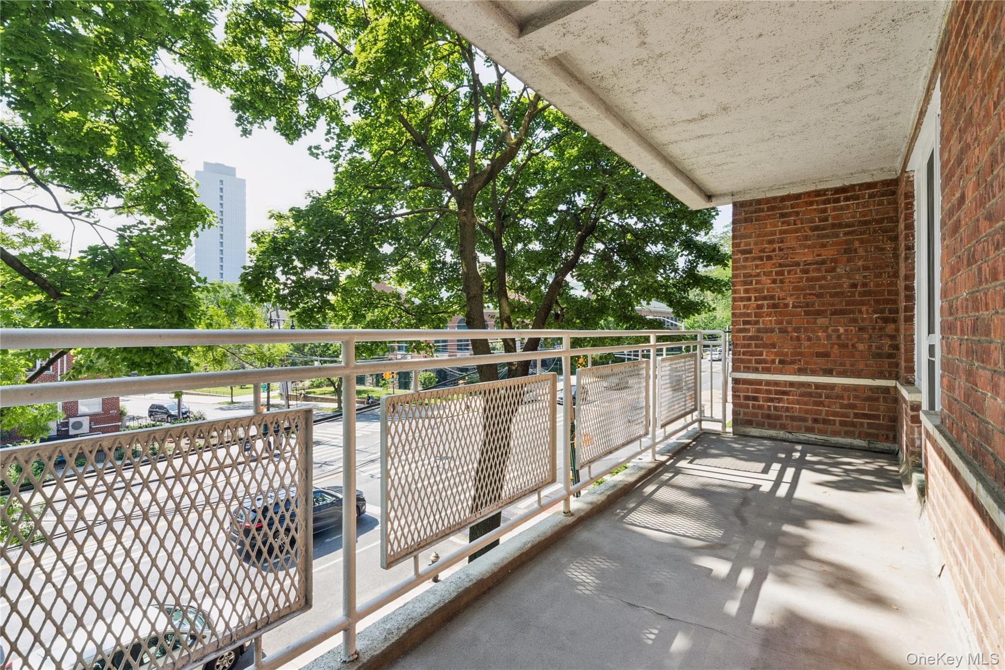5601 Riverdale Avenue Unit: 2E thumbnail 6