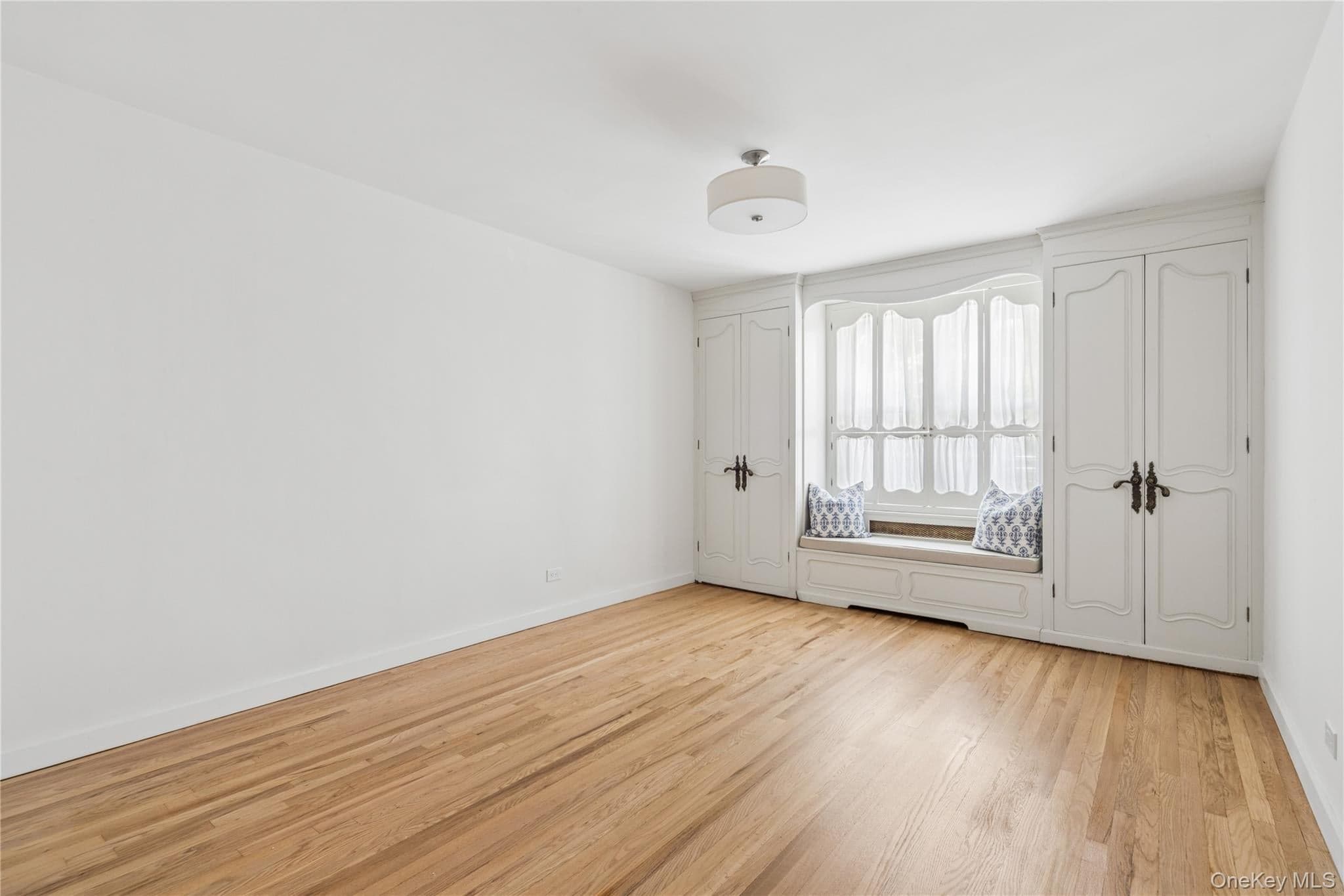 5601 Riverdale Avenue Unit: 2E thumbnail 8