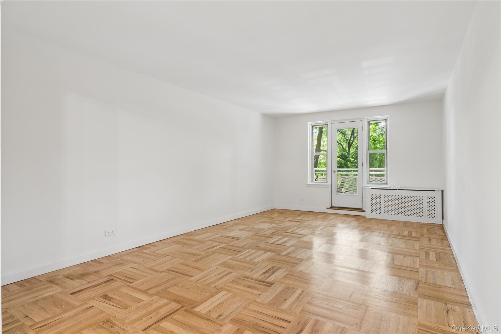 5601 Riverdale Avenue Unit: 2E thumbnail 2