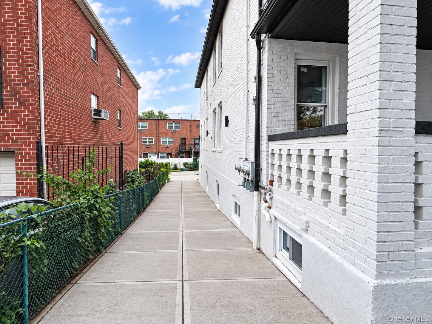 628 Leland Avenue thumbnail 2