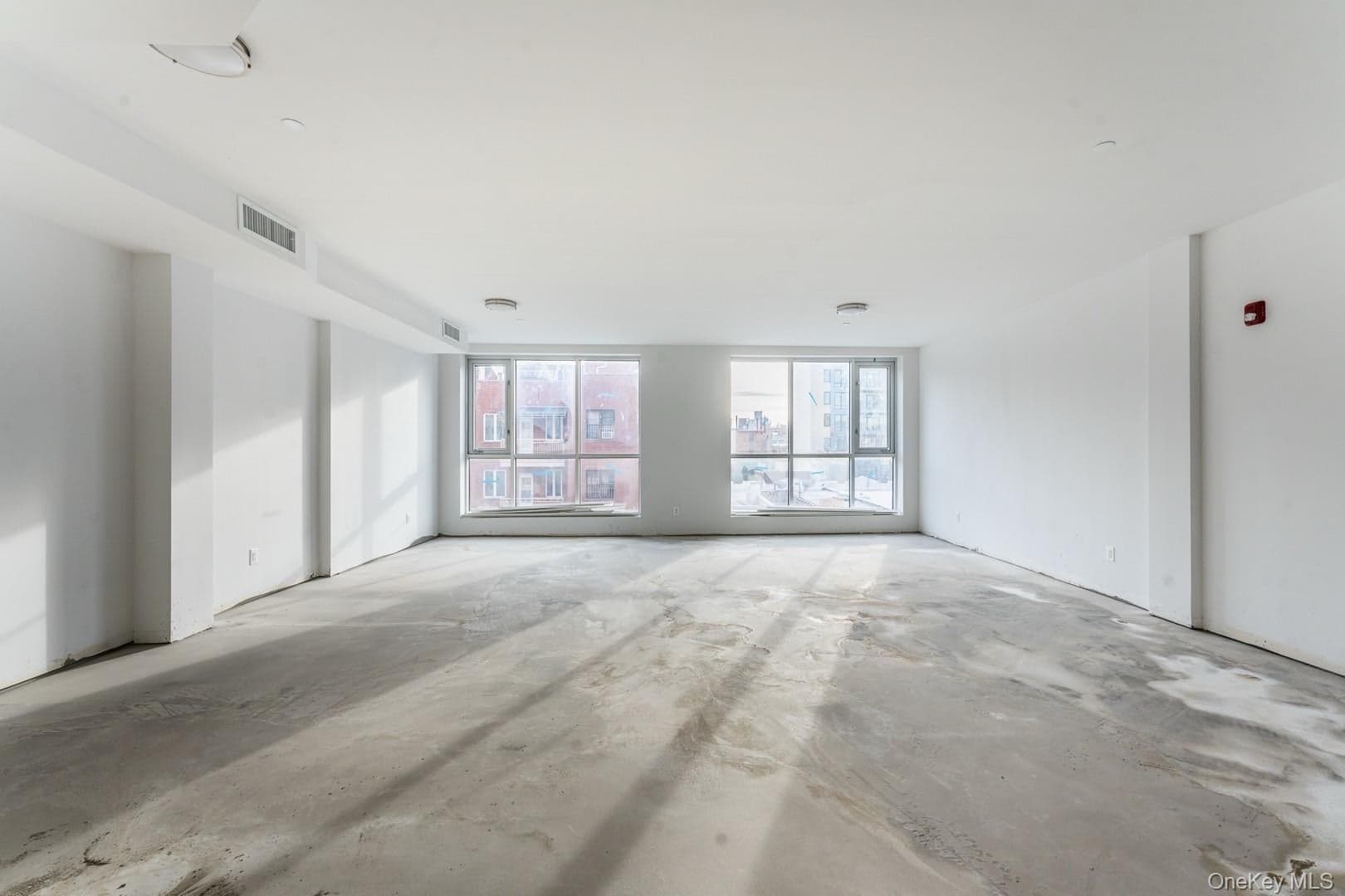828 57th Street Unit: 5 thumbnail 2