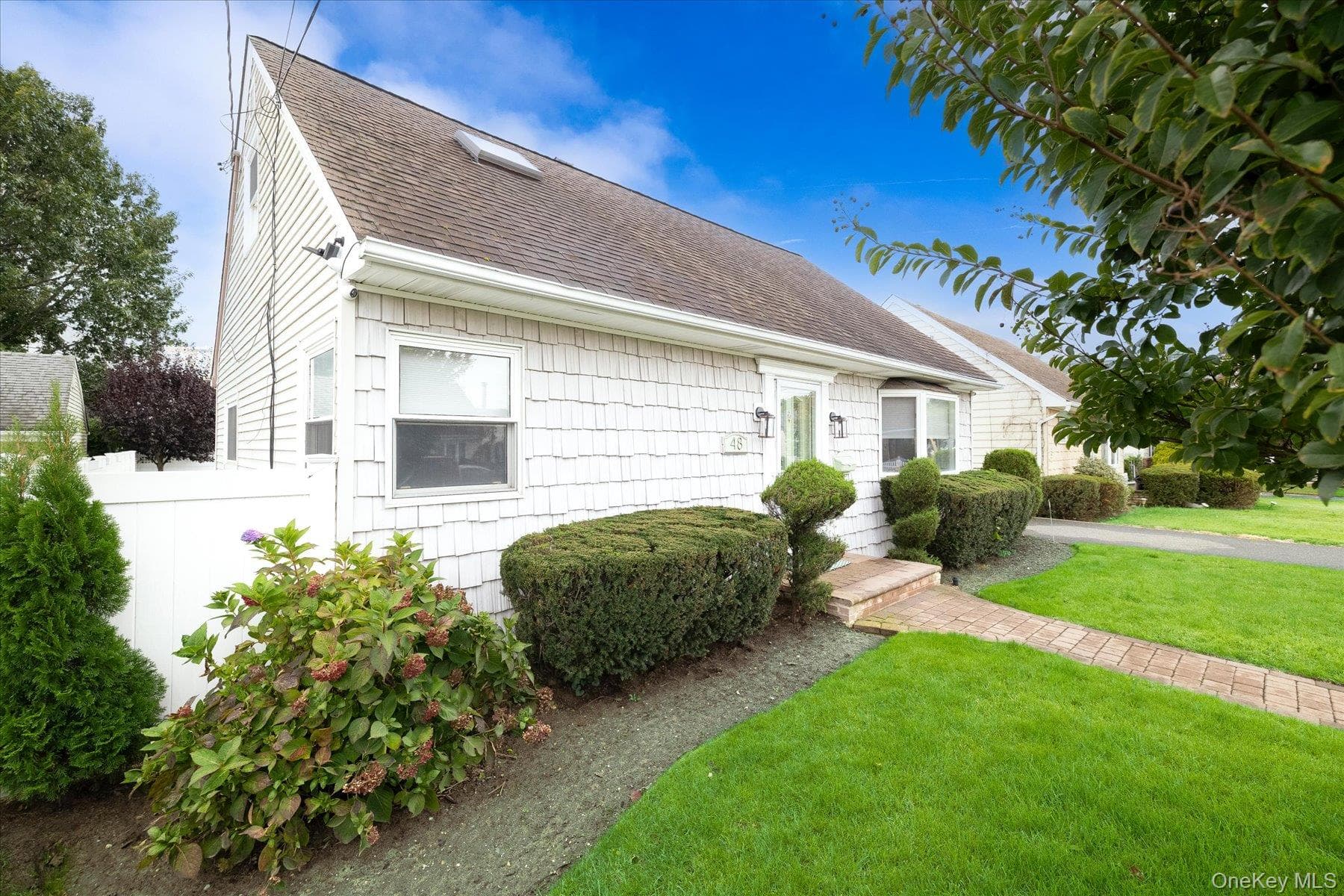 48 Teneyck Avenue thumbnail 4