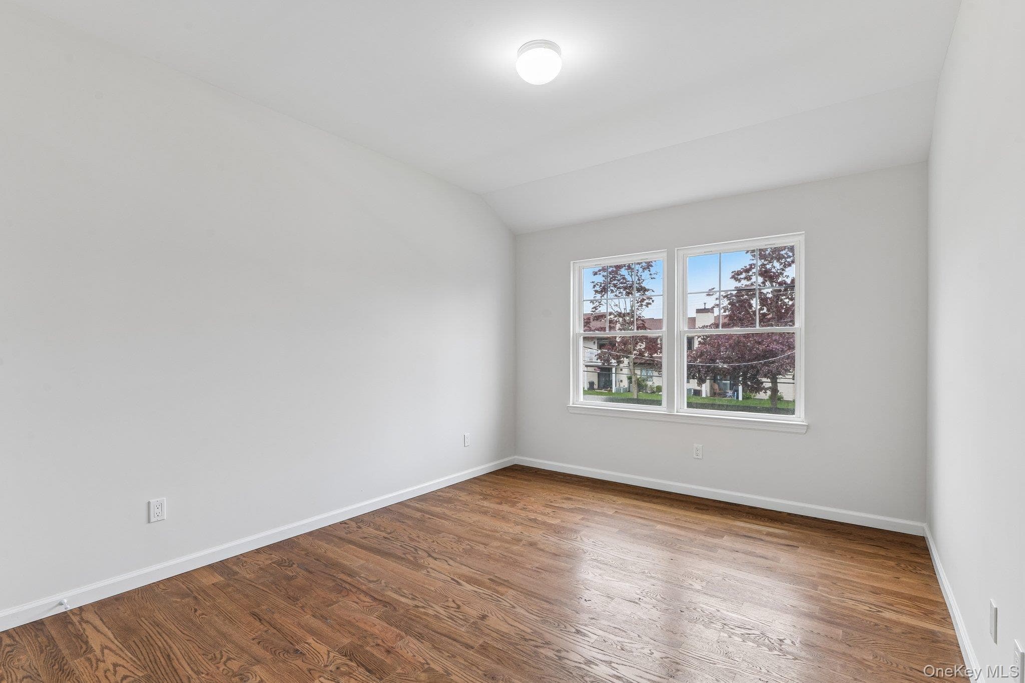 384 Scudder Avenue Unit: Lot 2 thumbnail 16