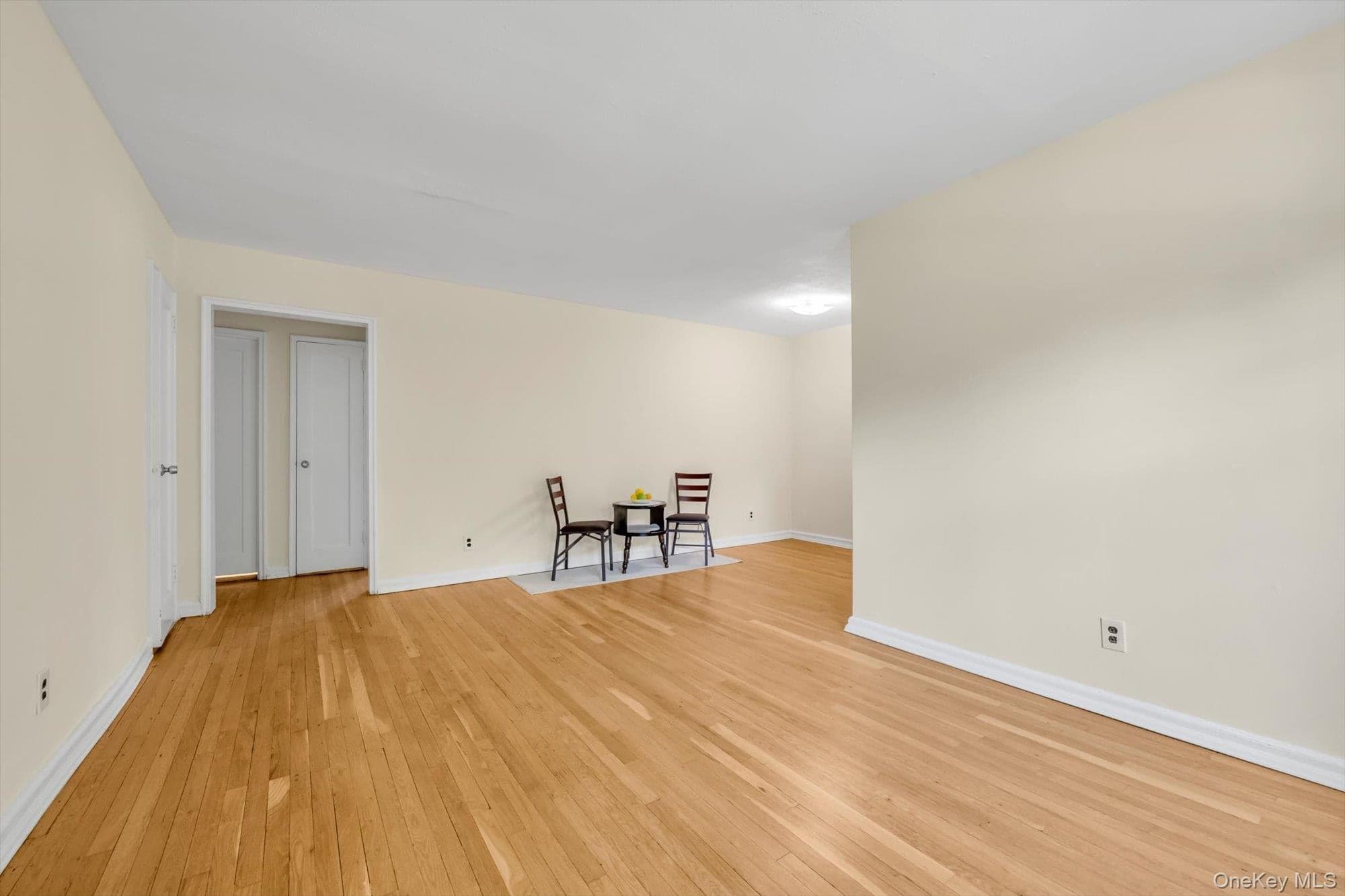 69-17 215 Street Unit: A thumbnail 5