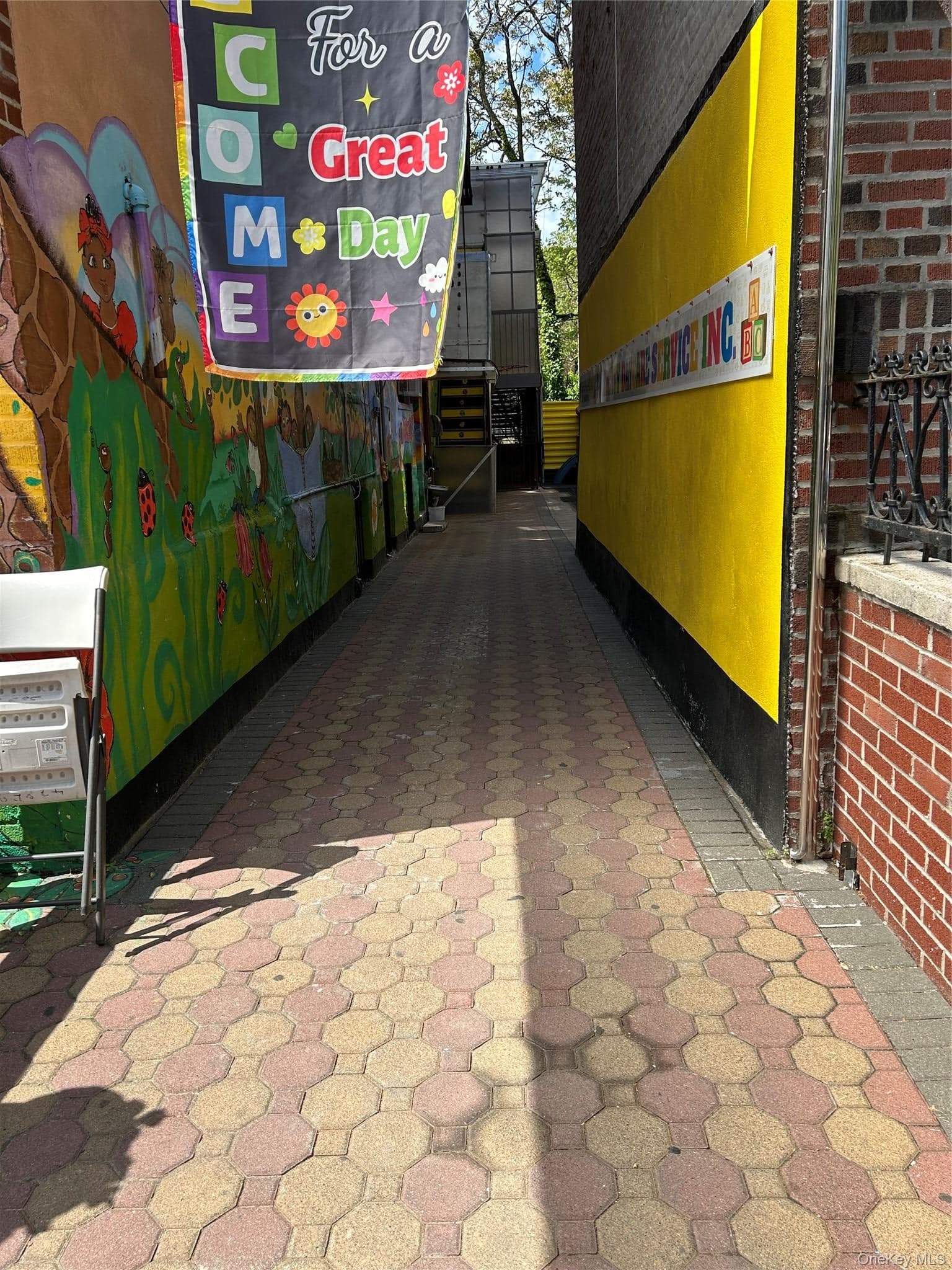 478 East 95th Street ST thumbnail 3