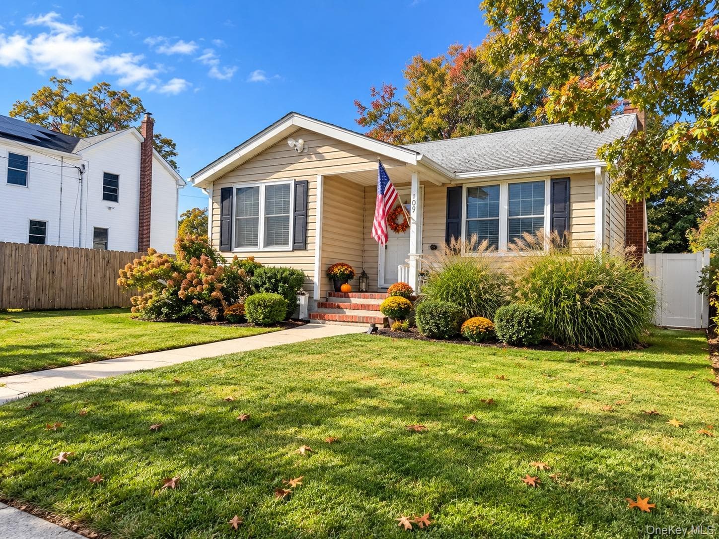 109 Patchogue Avenue, Patchogue