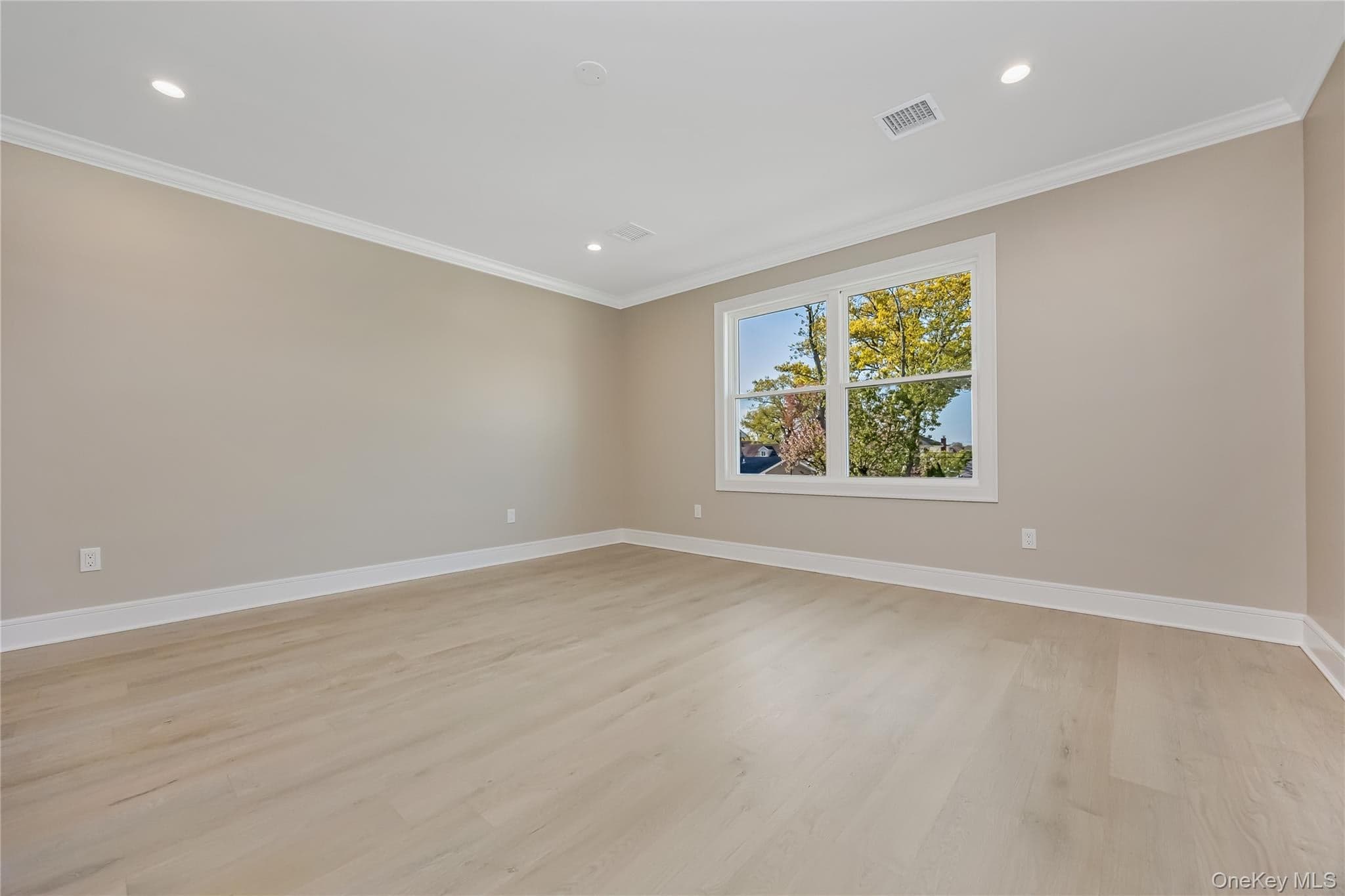 224 Oconnell Street thumbnail 19