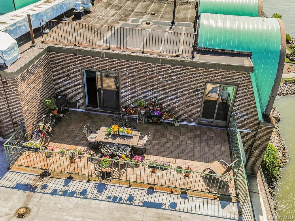 23 Water Grant Street Unit: 11A thumbnail 23