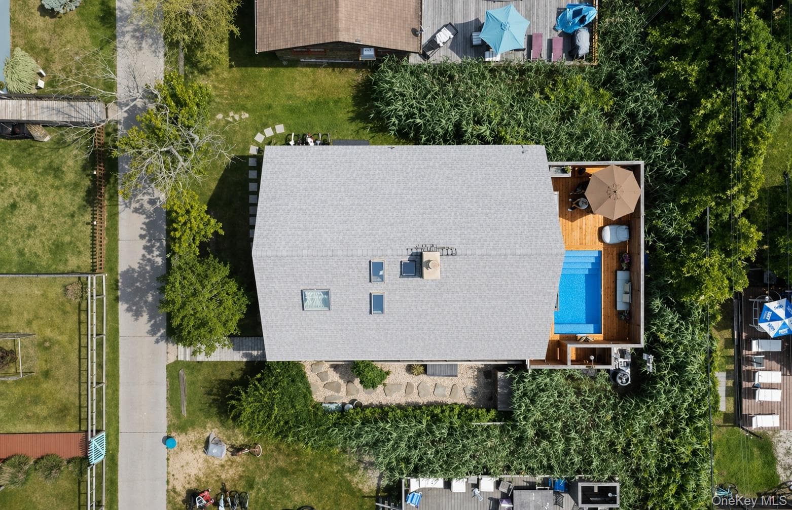 17 Bungalow Walk thumbnail 2
