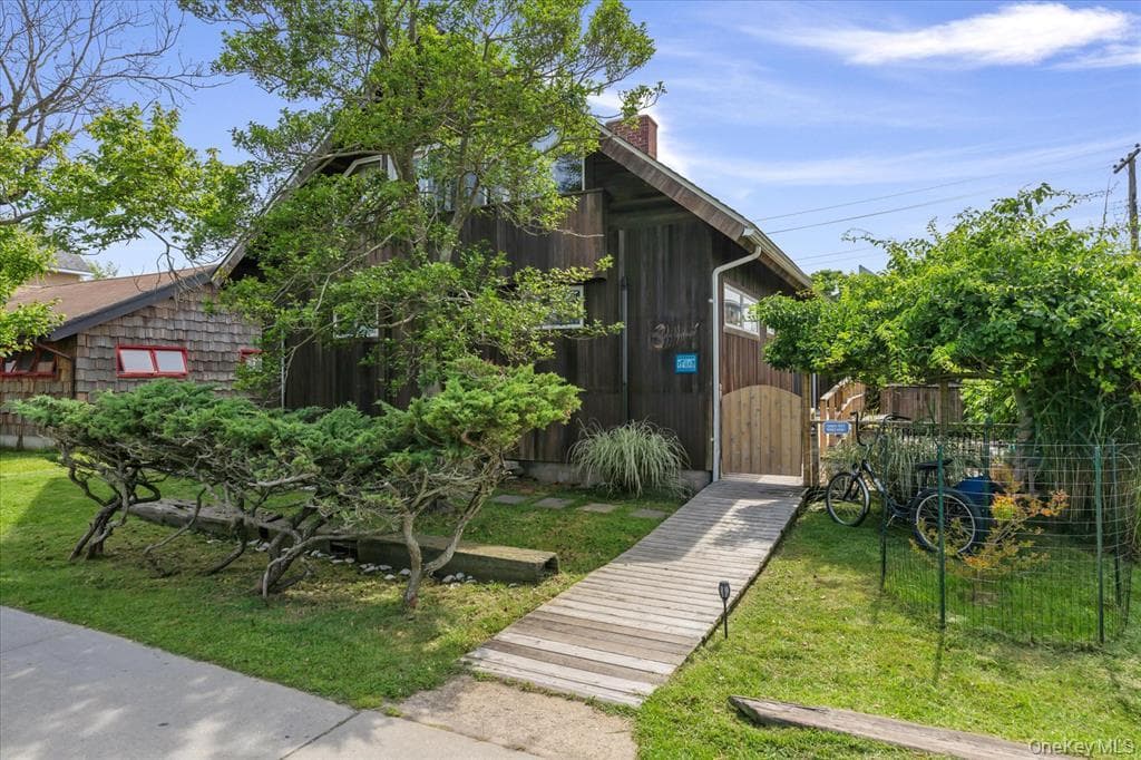 17 Bungalow Walk thumbnail 5